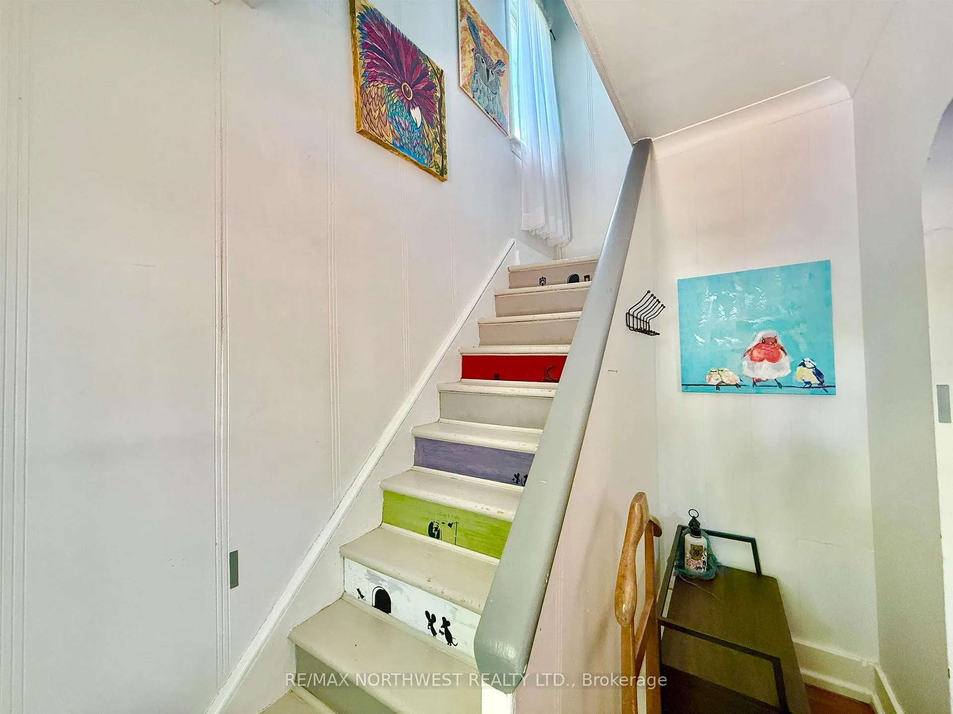 Photo 9 of 433 Third Street S, Kenora, Downtown — HOMEH