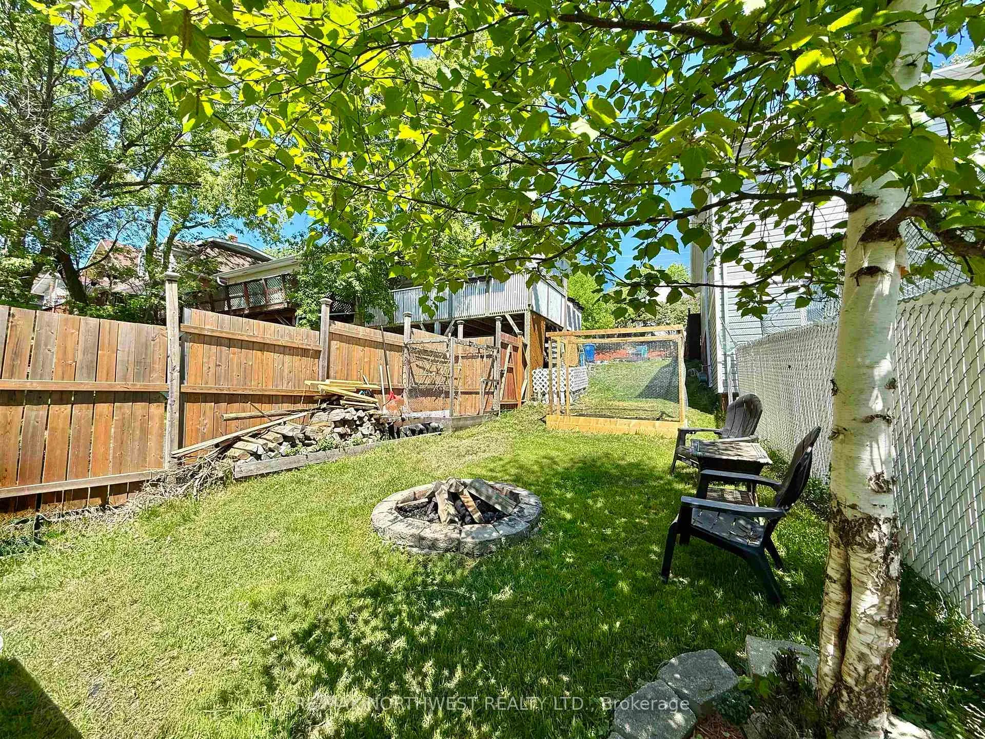 Photo 19 of 433 Third Street S, Kenora, Downtown — HOMEH