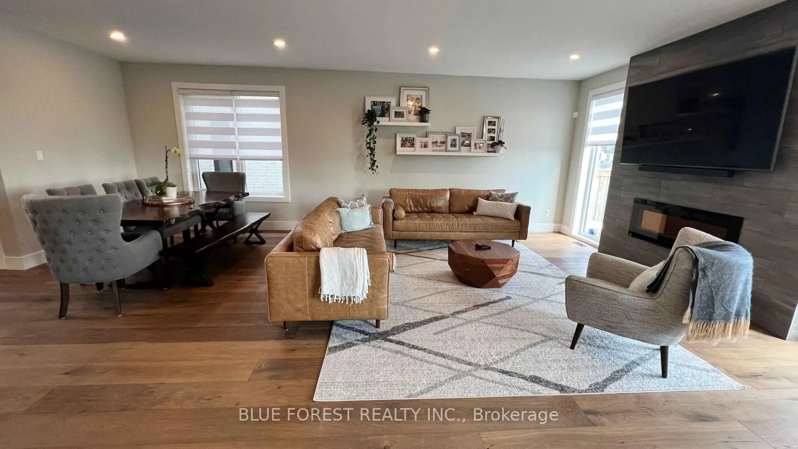 Photo 5 of 2273 Bakervilla Avenue, London, South V — HOMEH