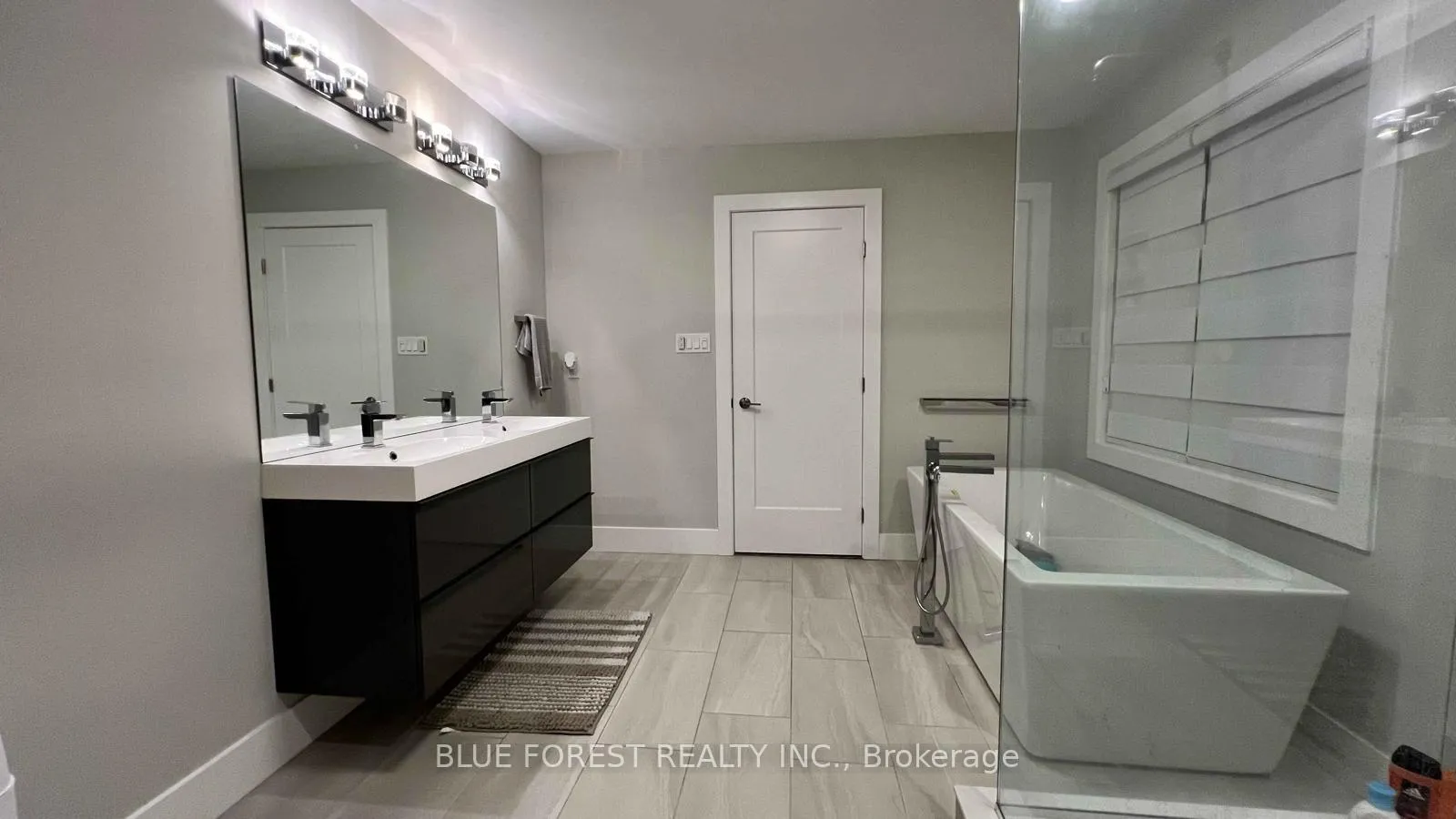 Photo 18 of 2273 Bakervilla Avenue, London, South V — HOMEH