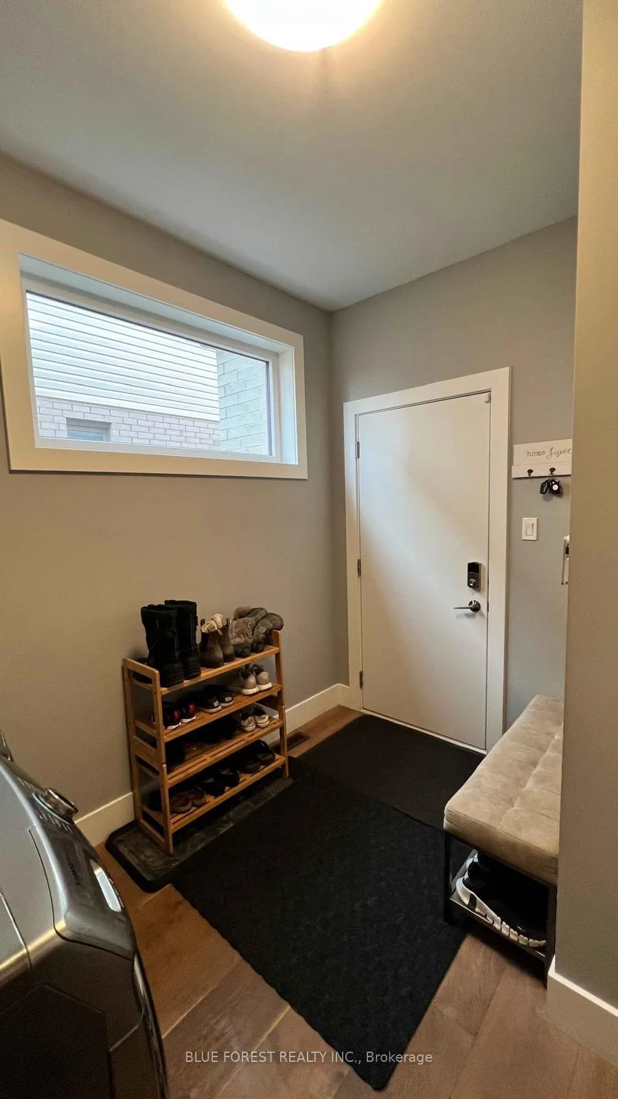 Photo 25 of 2273 Bakervilla Avenue, London, South V — HOMEH