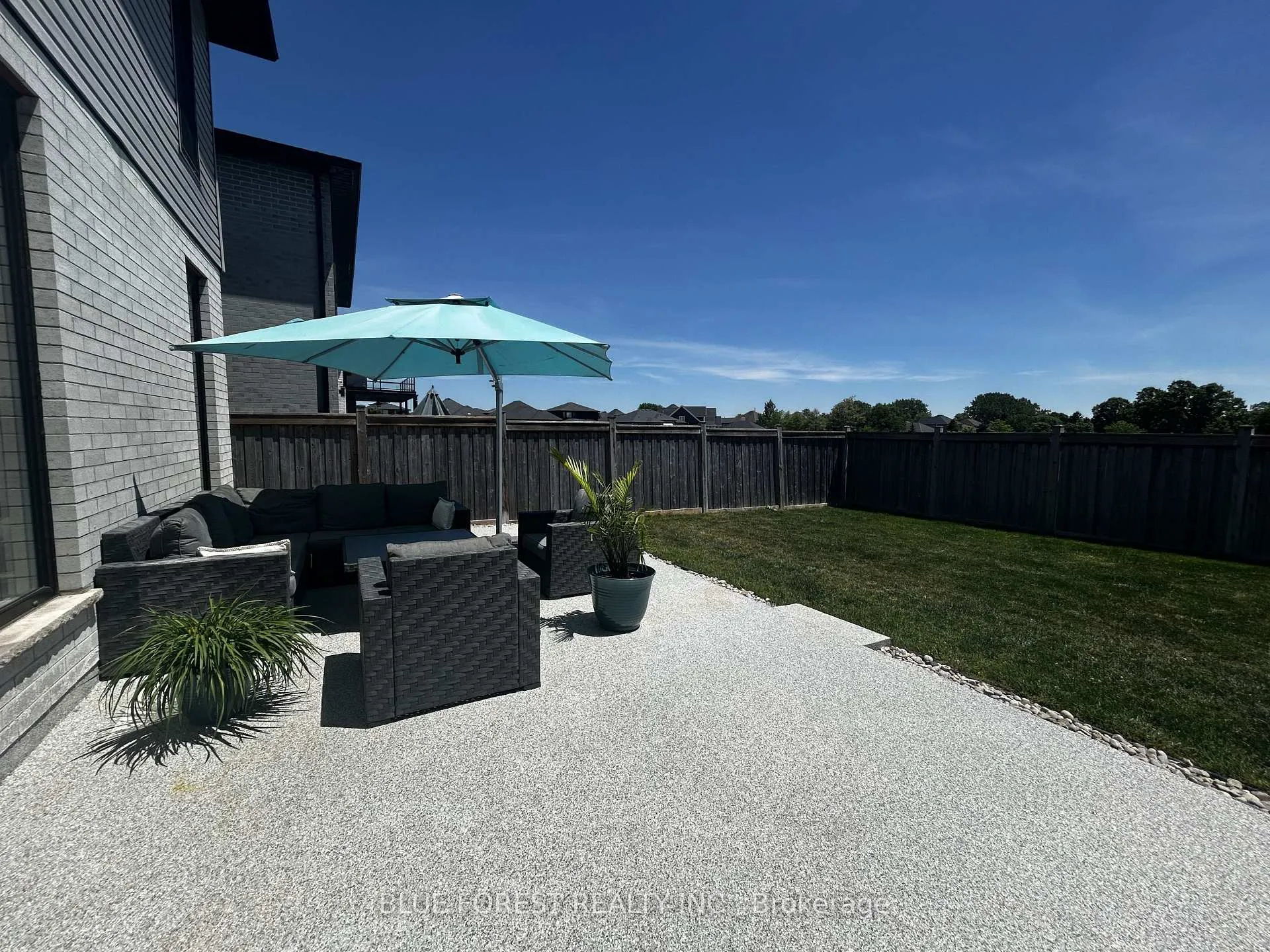 Photo 27 of 2273 Bakervilla Avenue, London, South V — HOMEH