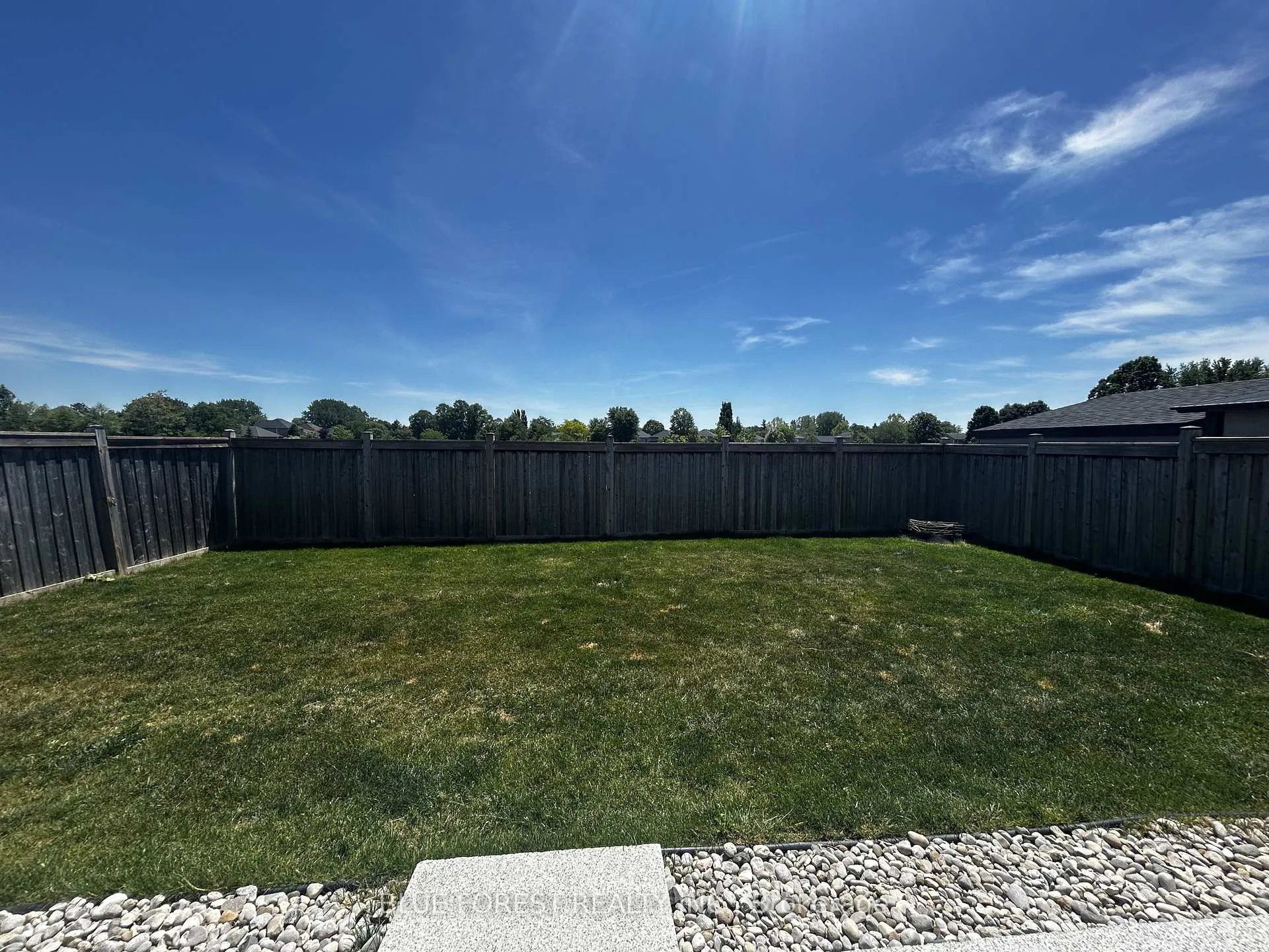 Photo 29 of 2273 Bakervilla Avenue, London, South V — HOMEH