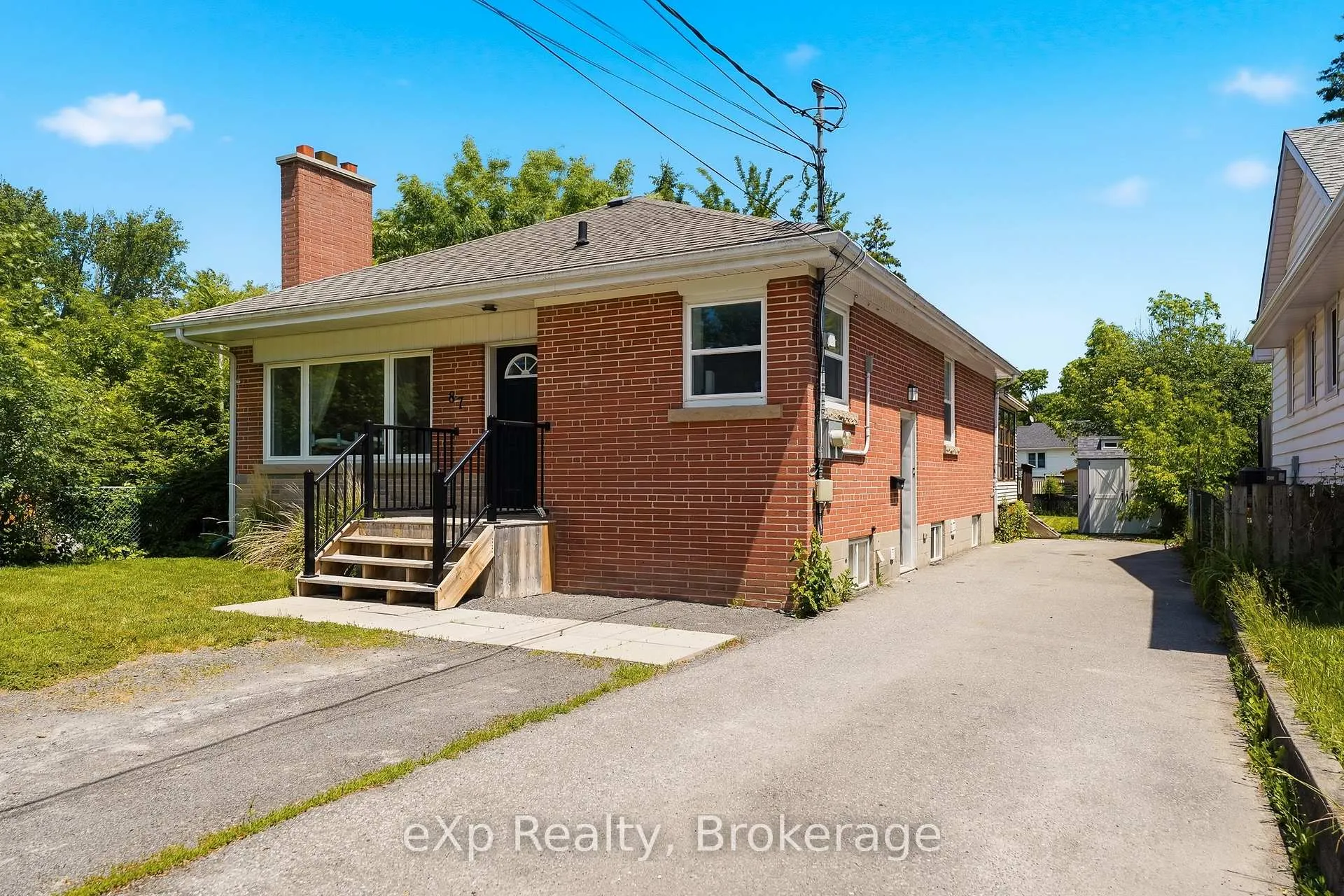 Photo 2 of 87 Golfdale Road, Belleville, Belleville Ward — HOMEH