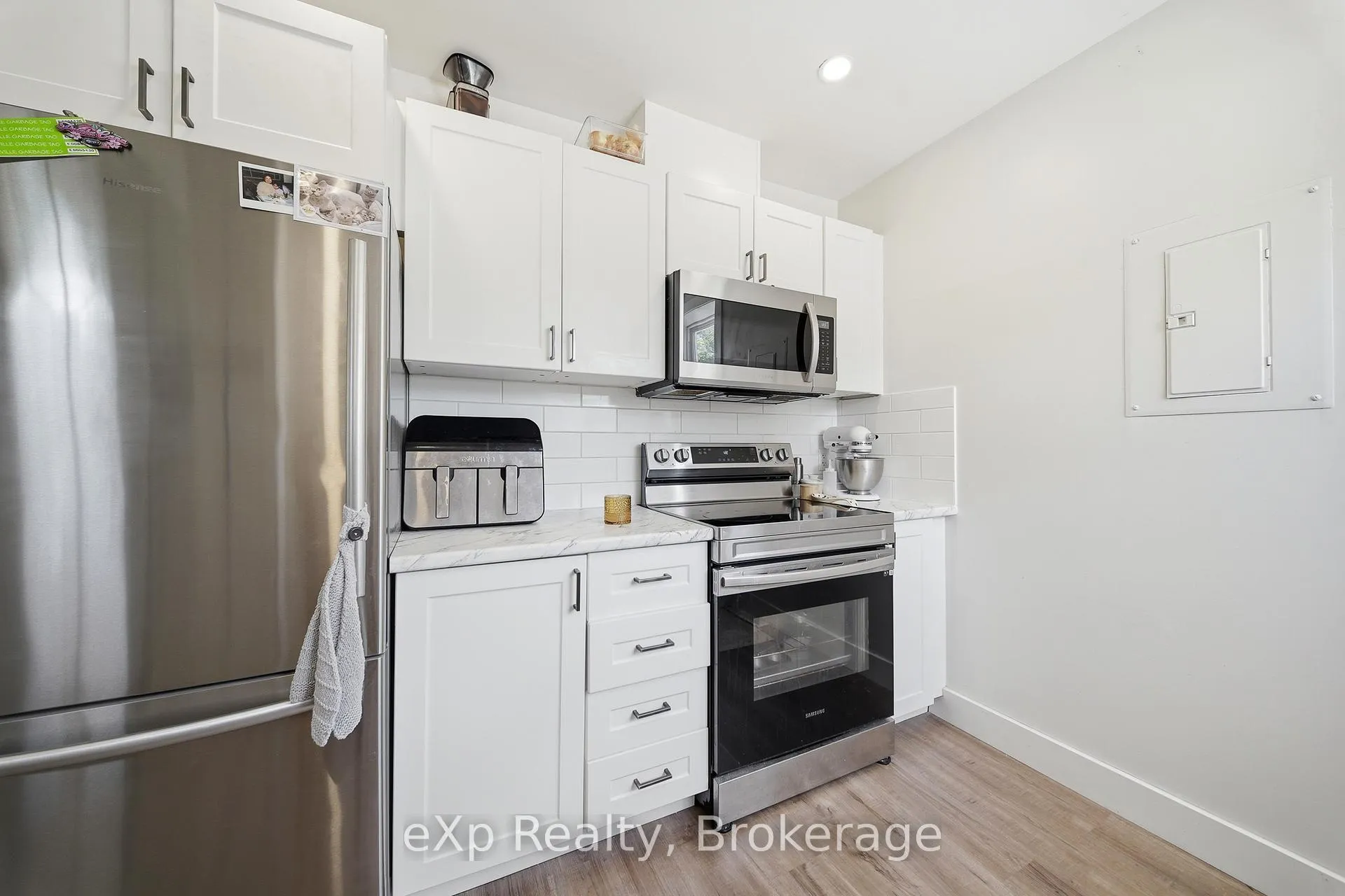 Photo 10 of 87 Golfdale Road, Belleville, Belleville Ward — HOMEH