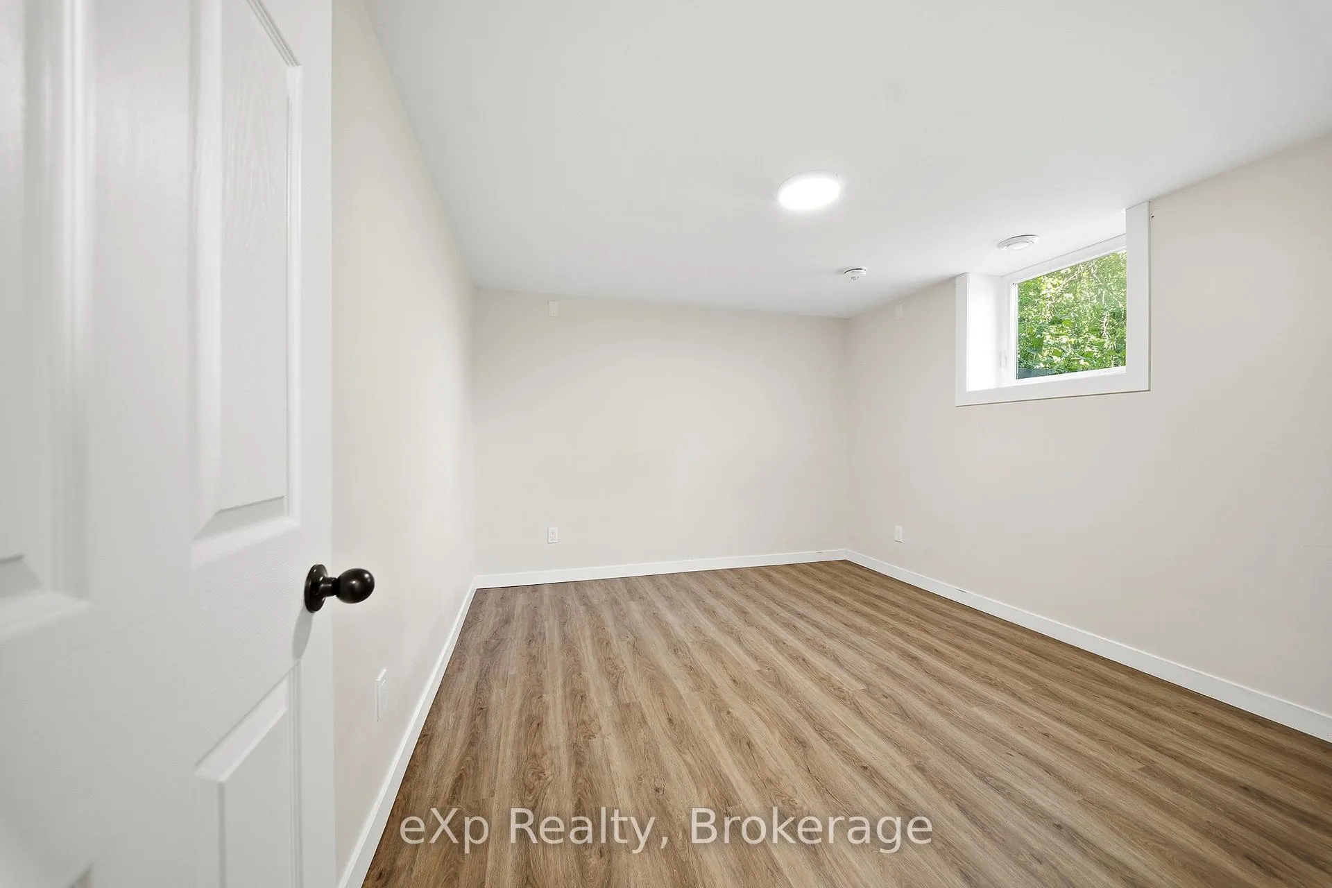 Photo 30 of 87 Golfdale Road, Belleville, Belleville Ward — HOMEH