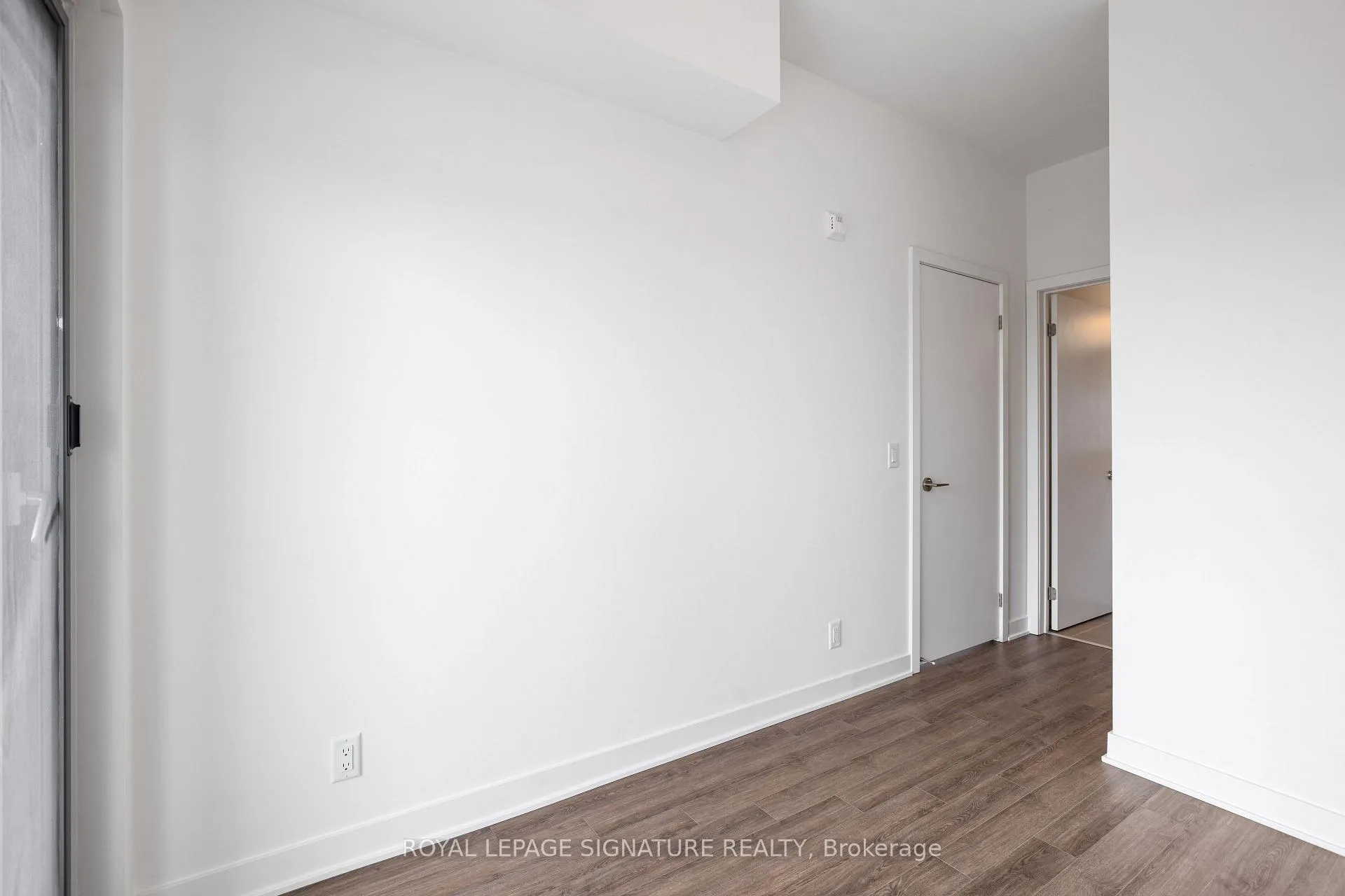 Photo 16 of Unit 502, 51 Clarington Boulevard, Clarington, Bowmanville — HOMEH