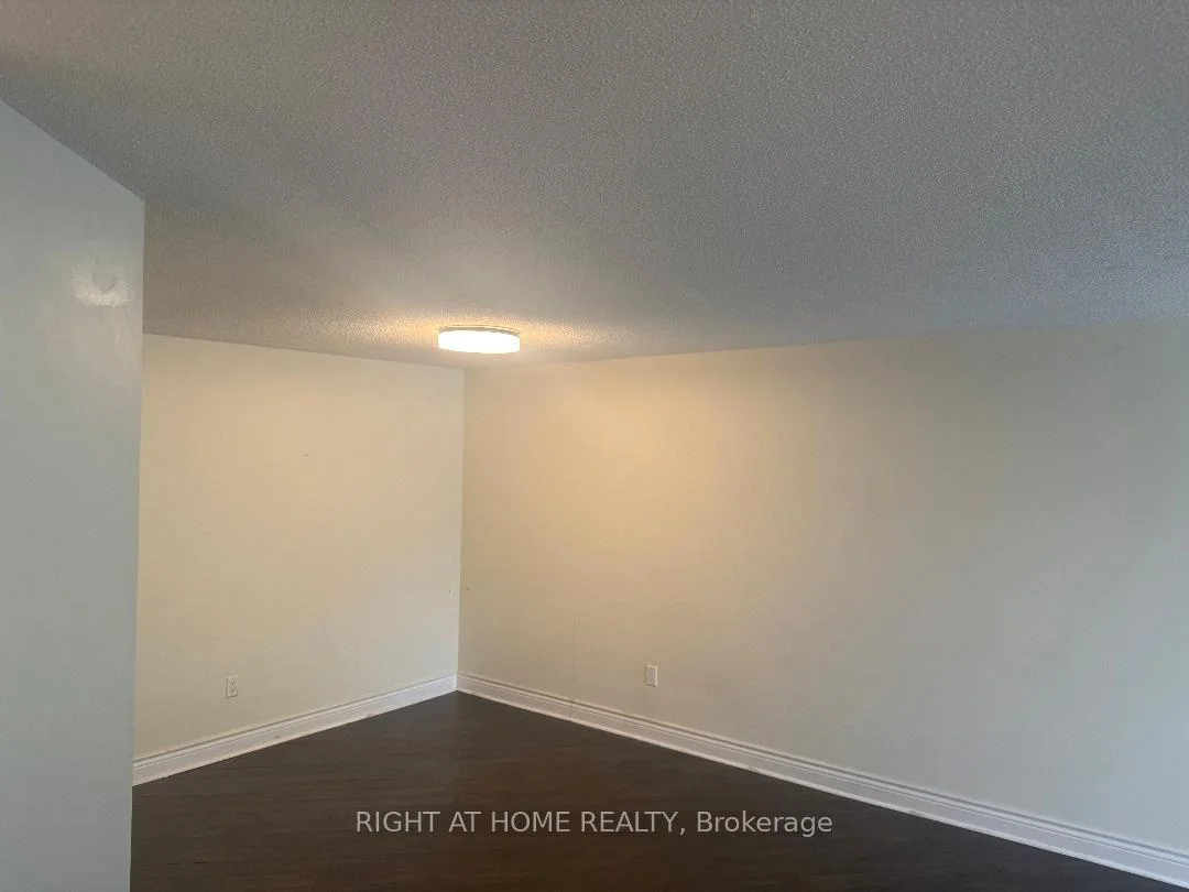 Photo 24 of Unit 409, 5 rowntree Road, Etobicoke, Mount Olive-Silverstone-Jamestown — HOMEH