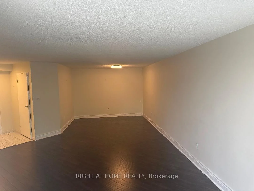 Photo 27 of Unit 409, 5 rowntree Road, Etobicoke, Mount Olive-Silverstone-Jamestown — HOMEH
