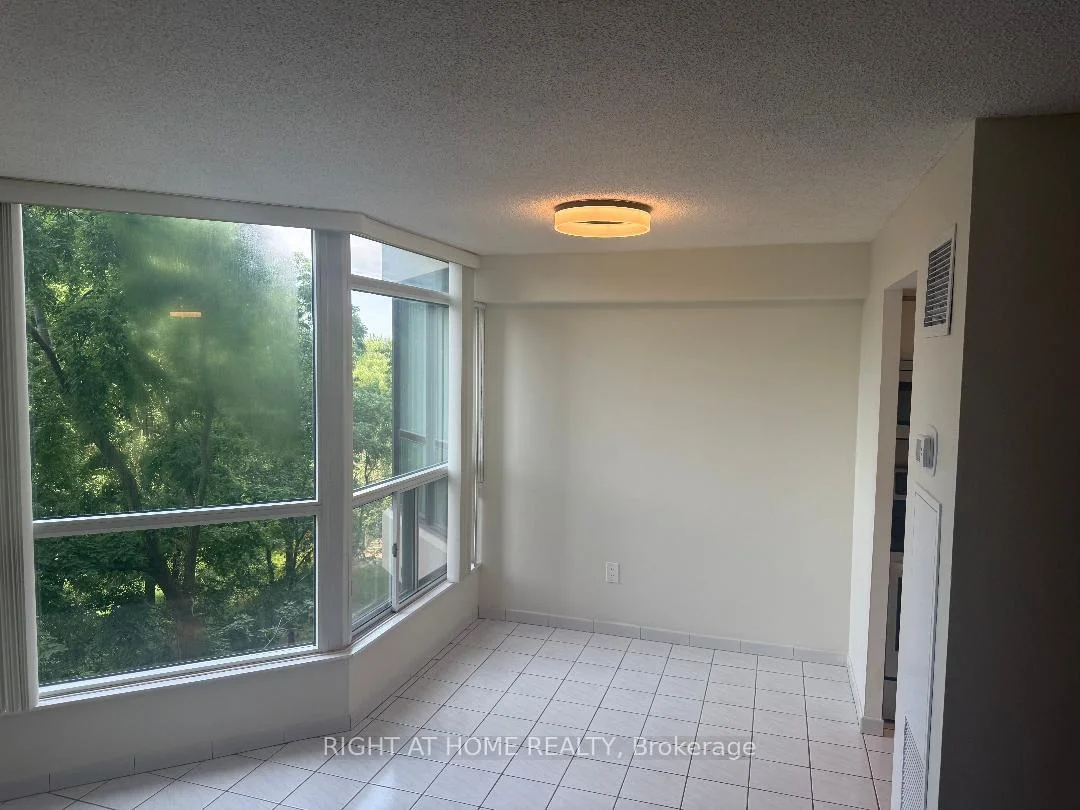 Photo 28 of Unit 409, 5 rowntree Road, Etobicoke, Mount Olive-Silverstone-Jamestown — HOMEH