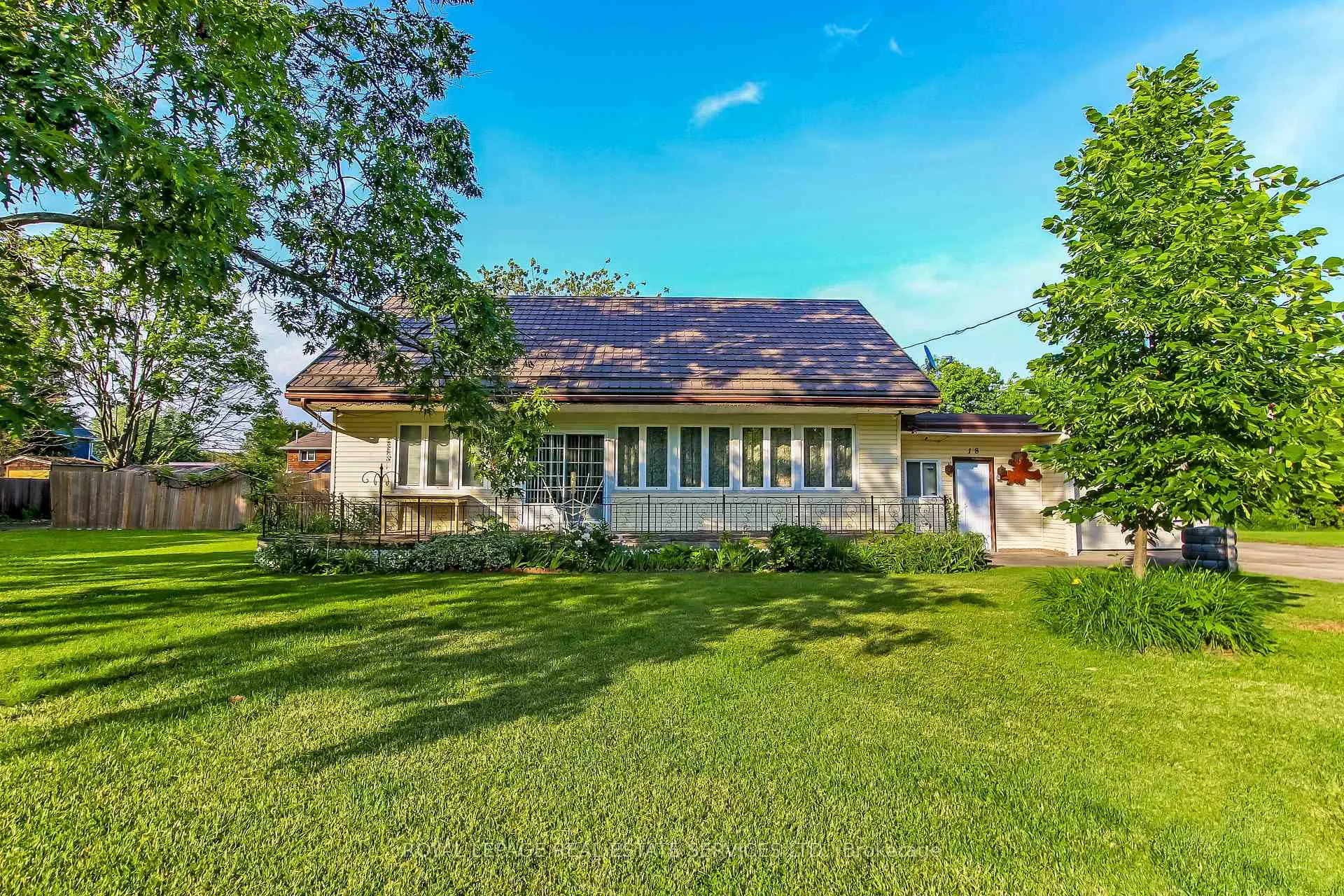 Photo of 20 Bayview Avenue