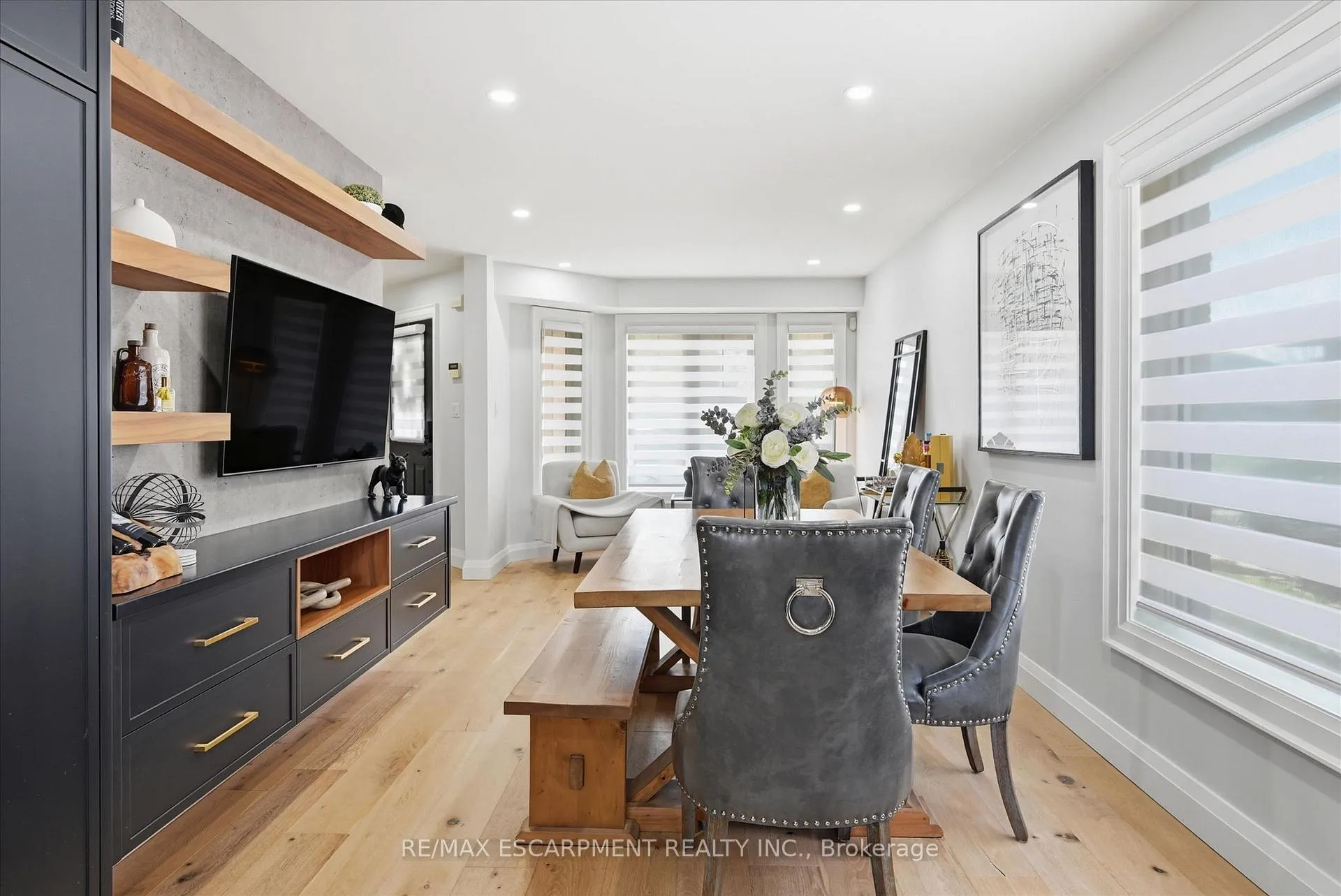 Photo 8 of 17 Fenwick Place, Hamilton, Waterdown — HOMEH