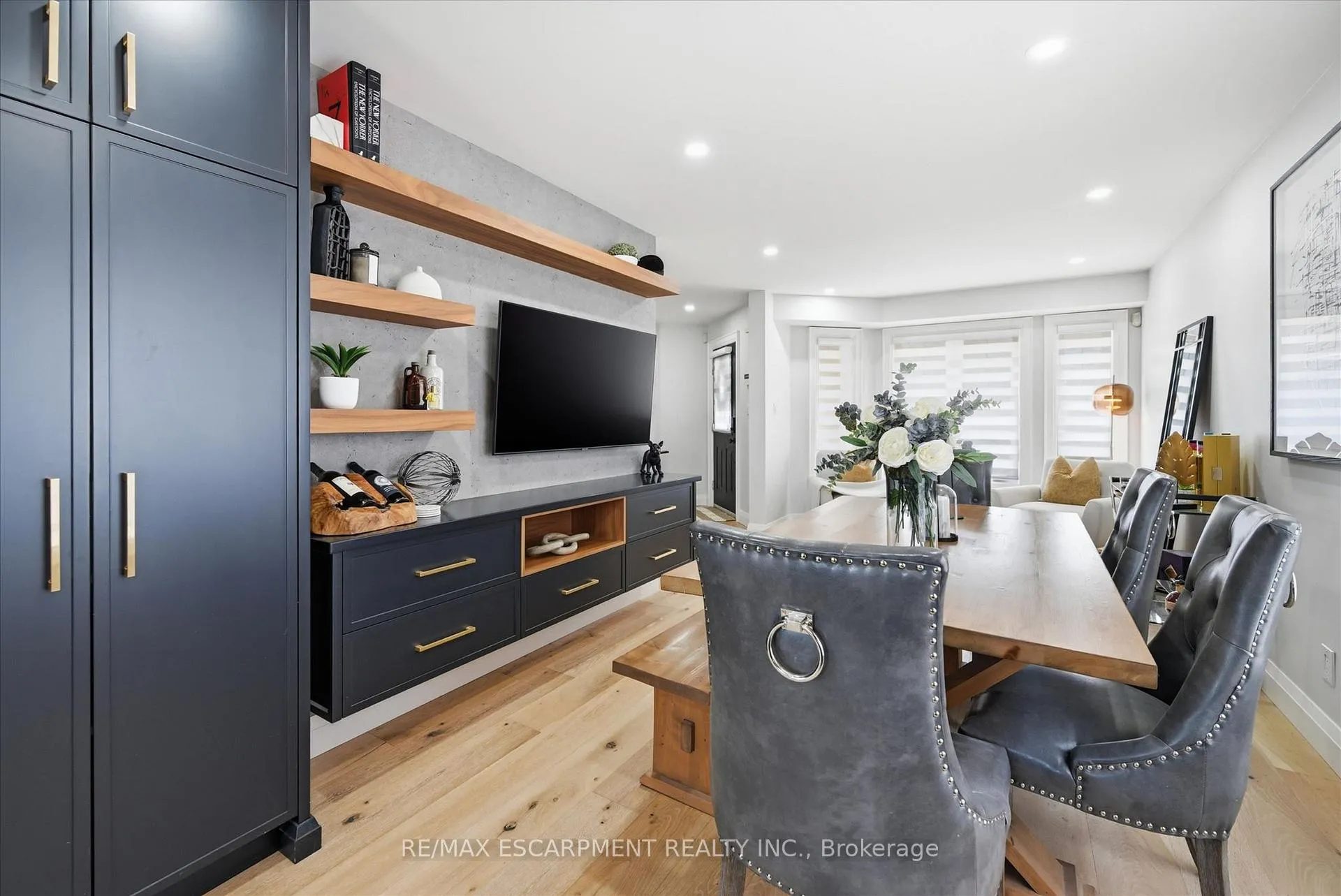 Photo 9 of 17 Fenwick Place, Hamilton, Waterdown — HOMEH