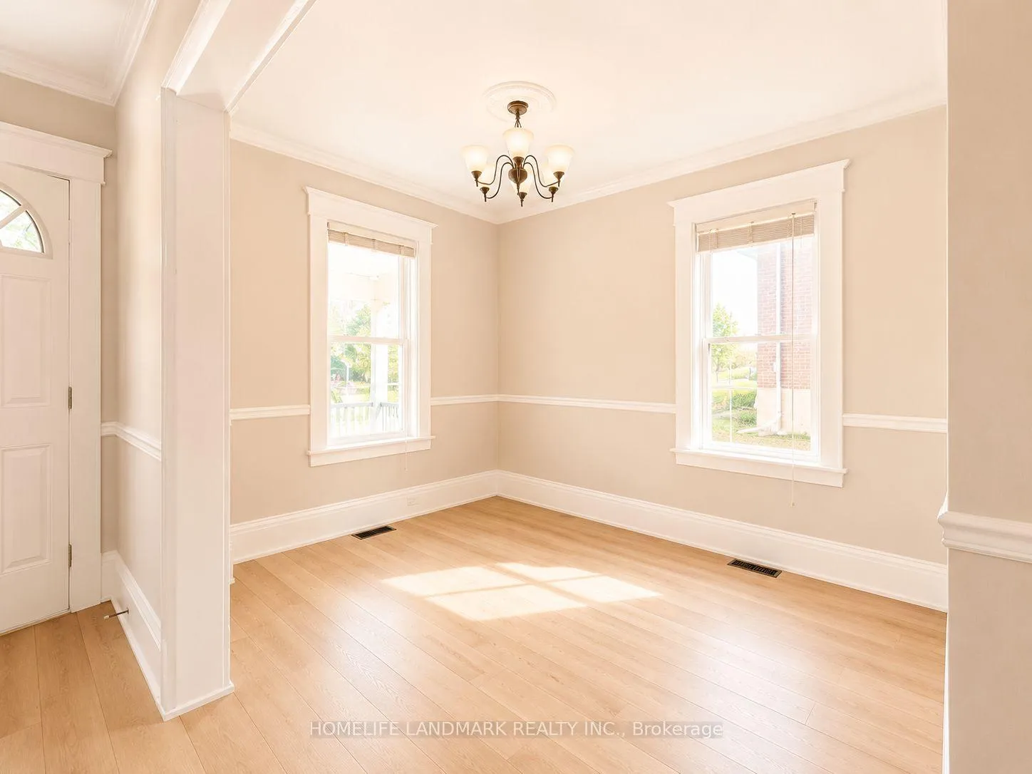 Photo 5 of 111 Penetang Street, Barrie, Codrington — HOMEH