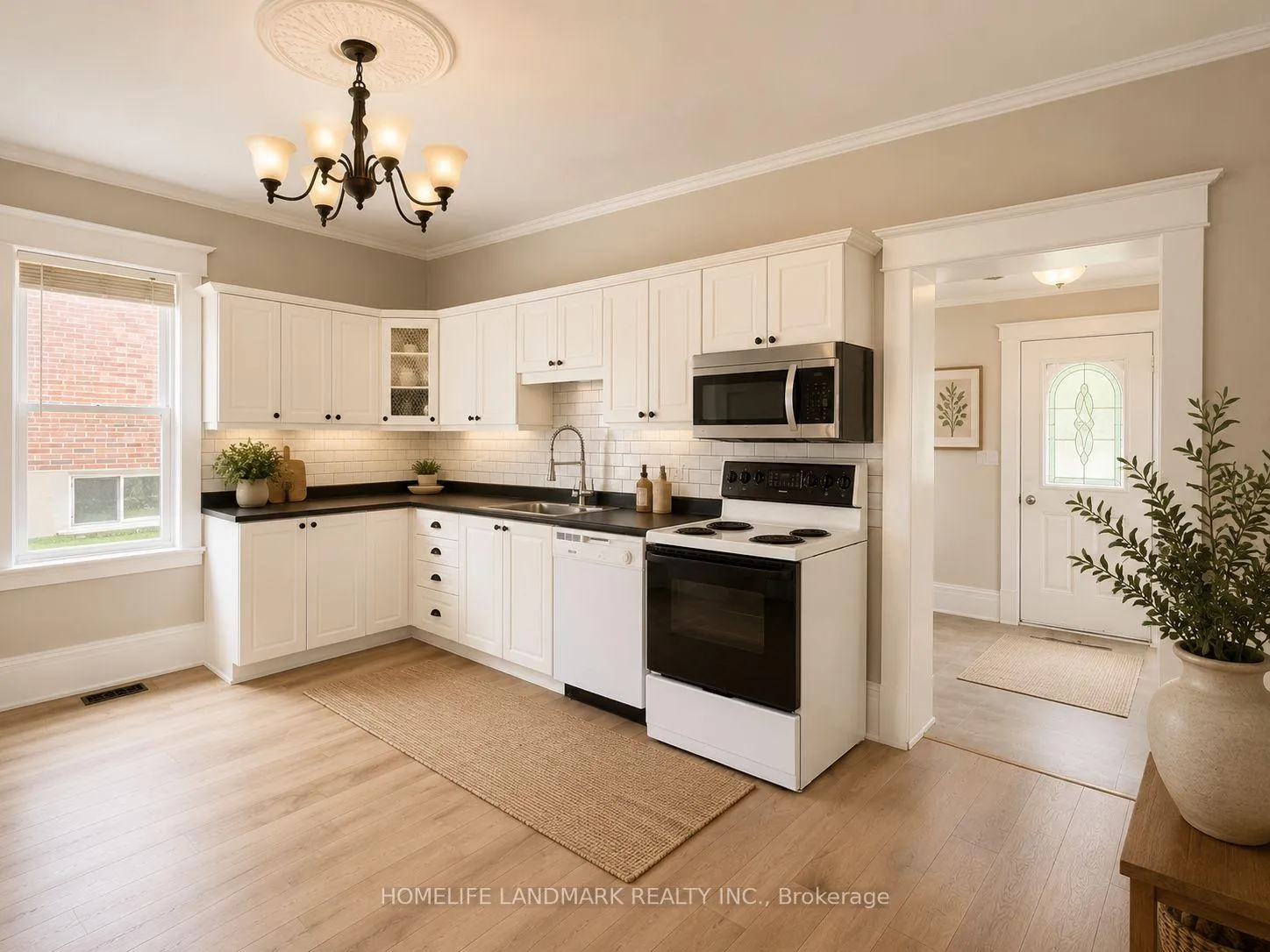 Photo 9 of 111 Penetang Street, Barrie, Codrington — HOMEH