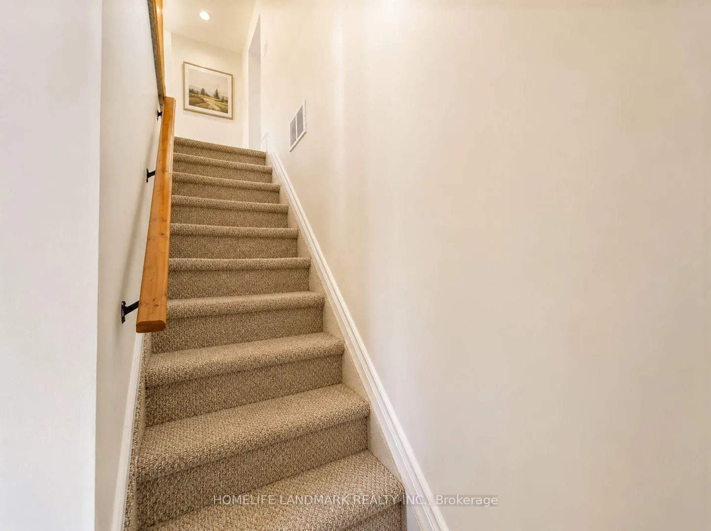 Photo 14 of 111 Penetang Street, Barrie, Codrington — HOMEH