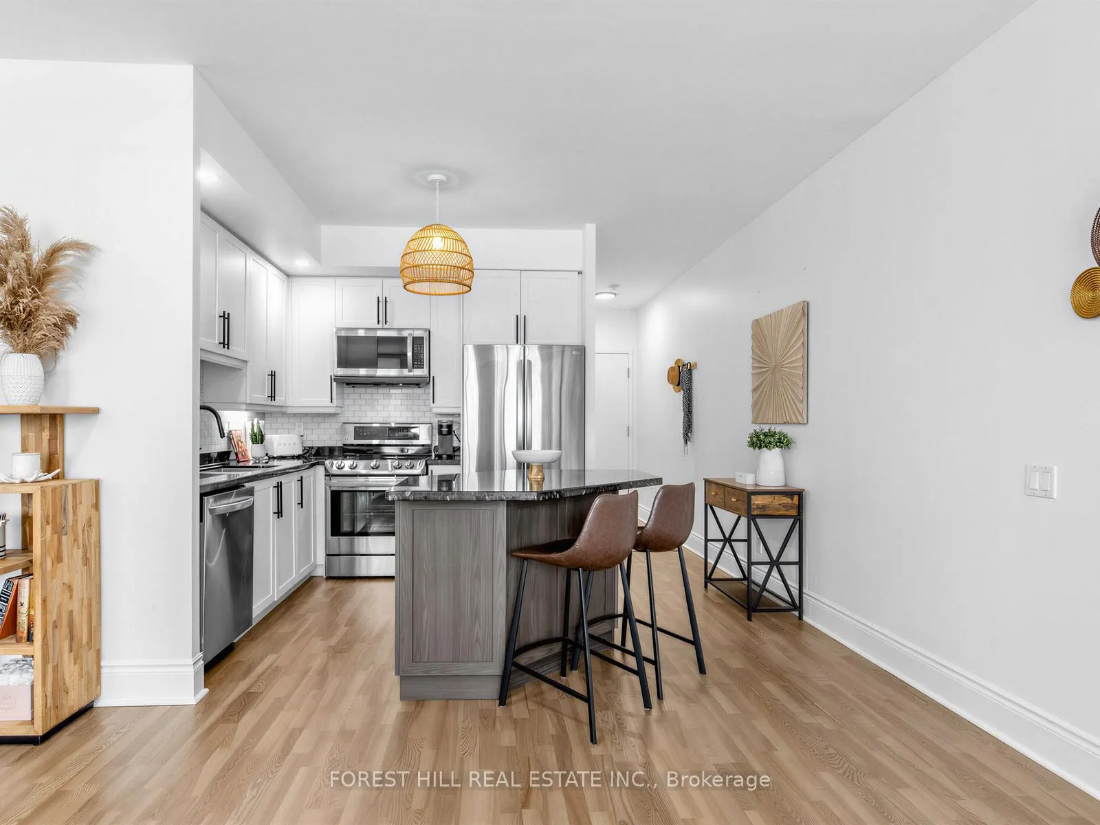 Photo 5 of Unit 1514, 123 Eglinton Avenue E, Toronto, Mount Pleasant West — HOMEH