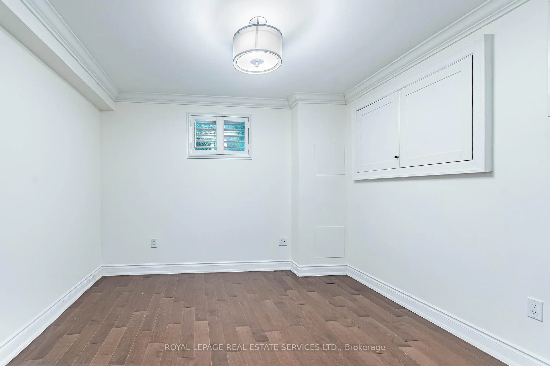 Photo 12 of Unit Lower, 64 Grenview Boulevard S, Etobicoke, Stonegate-Queensway — HOMEH