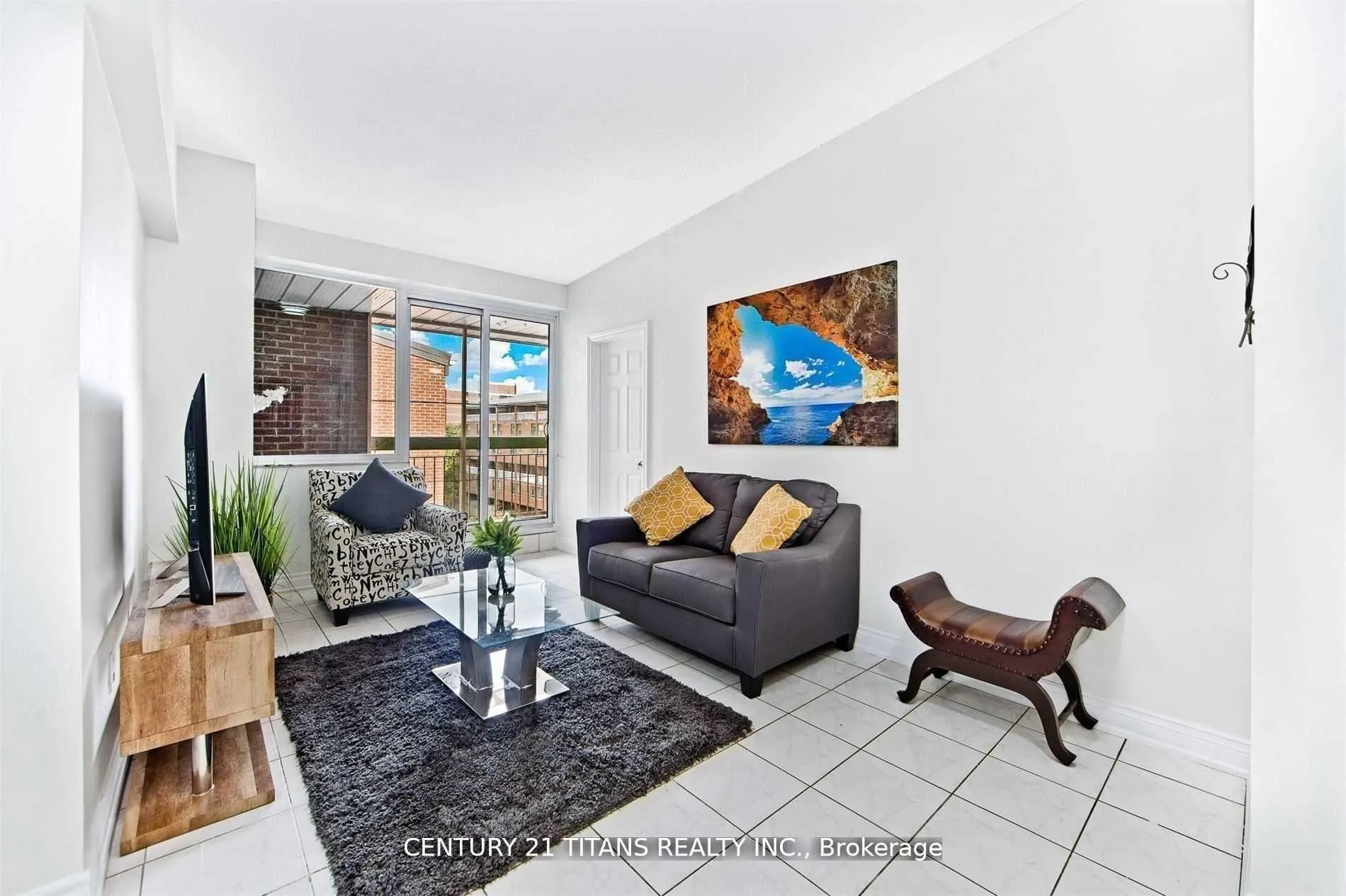 Photo of Unit #510, 4064 Lawrence Avenue E