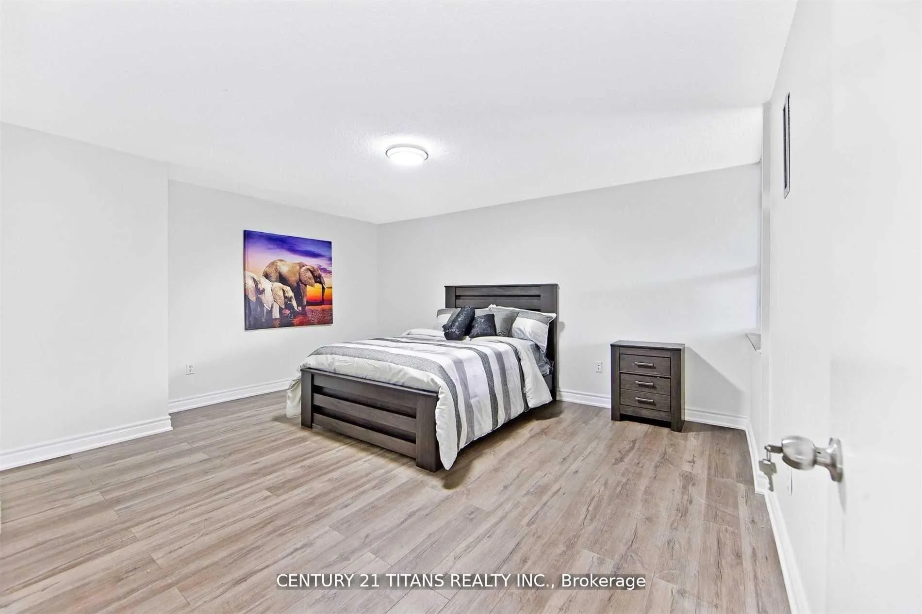 Photo 3 of Unit #510, 4064 Lawrence Avenue E, Scarborough, West Hill — HOMEH