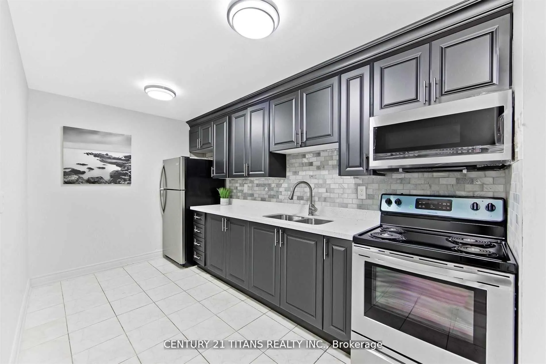 Photo 4 of Unit #510, 4064 Lawrence Avenue E, Scarborough, West Hill — HOMEH