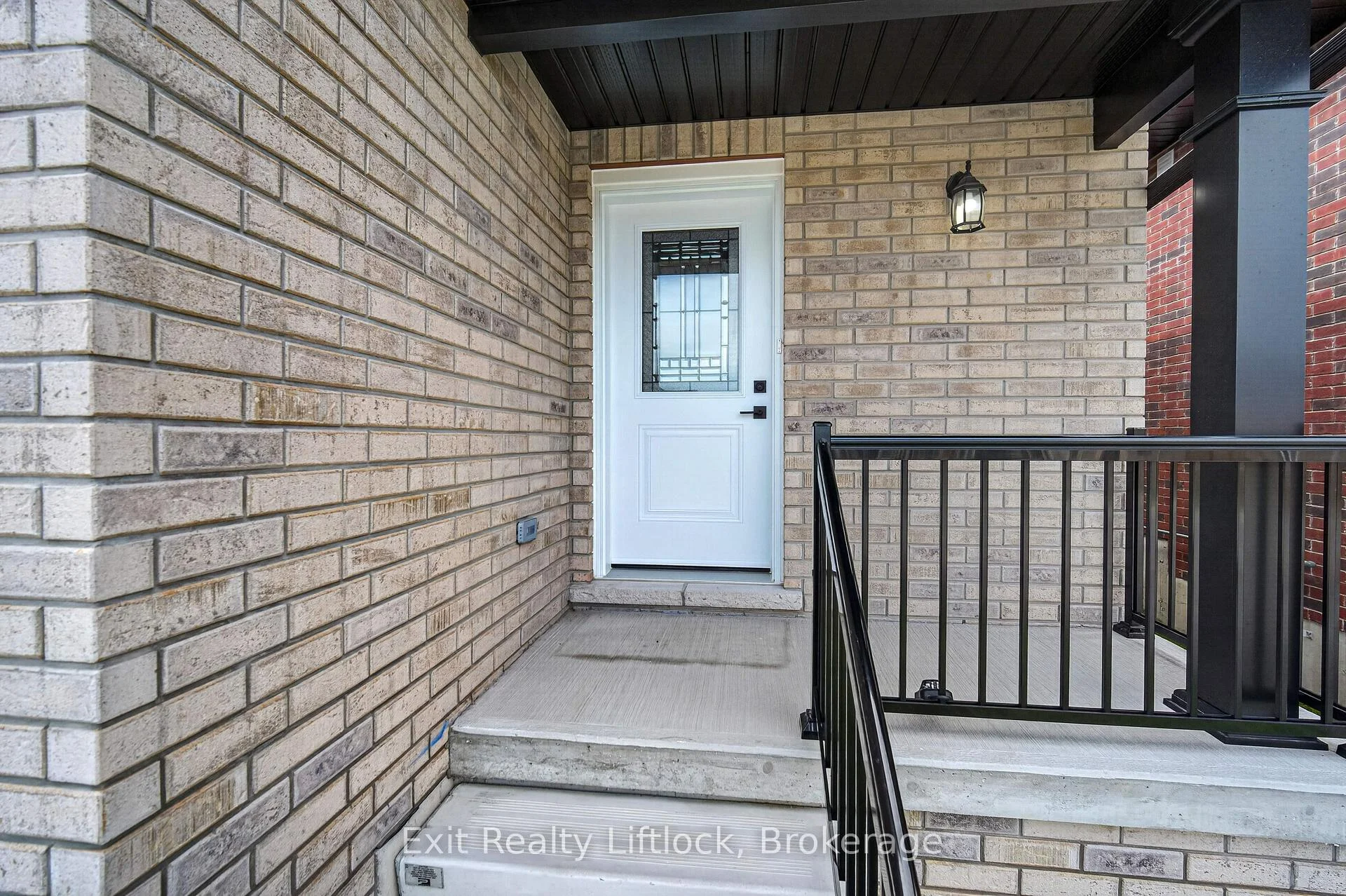 Photo 4 of 727 Latimer Way, Peterborough, Monaghan Ward 2 — HOMEH