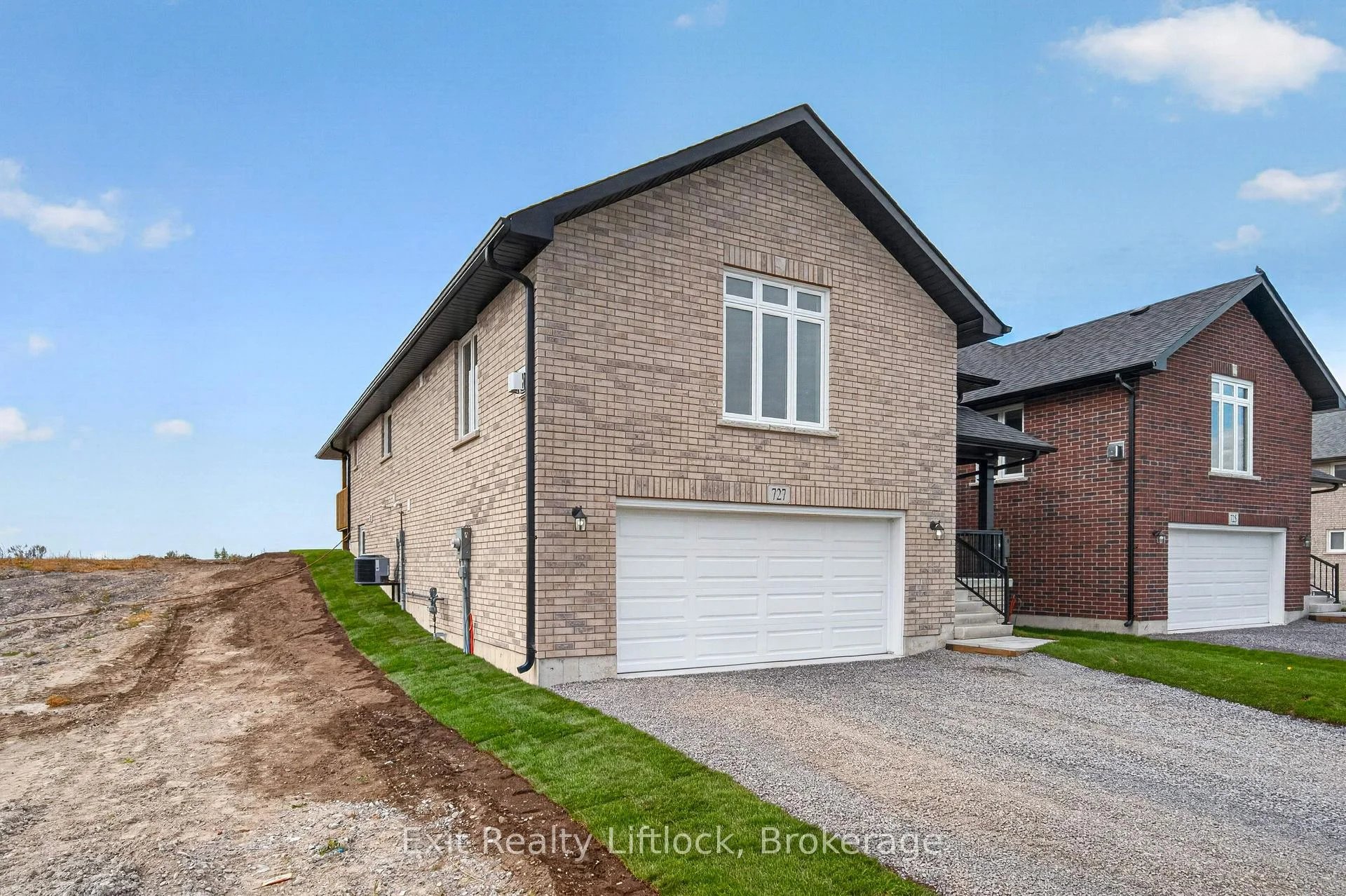 Photo 43 of 727 Latimer Way, Peterborough, Monaghan Ward 2 — HOMEH