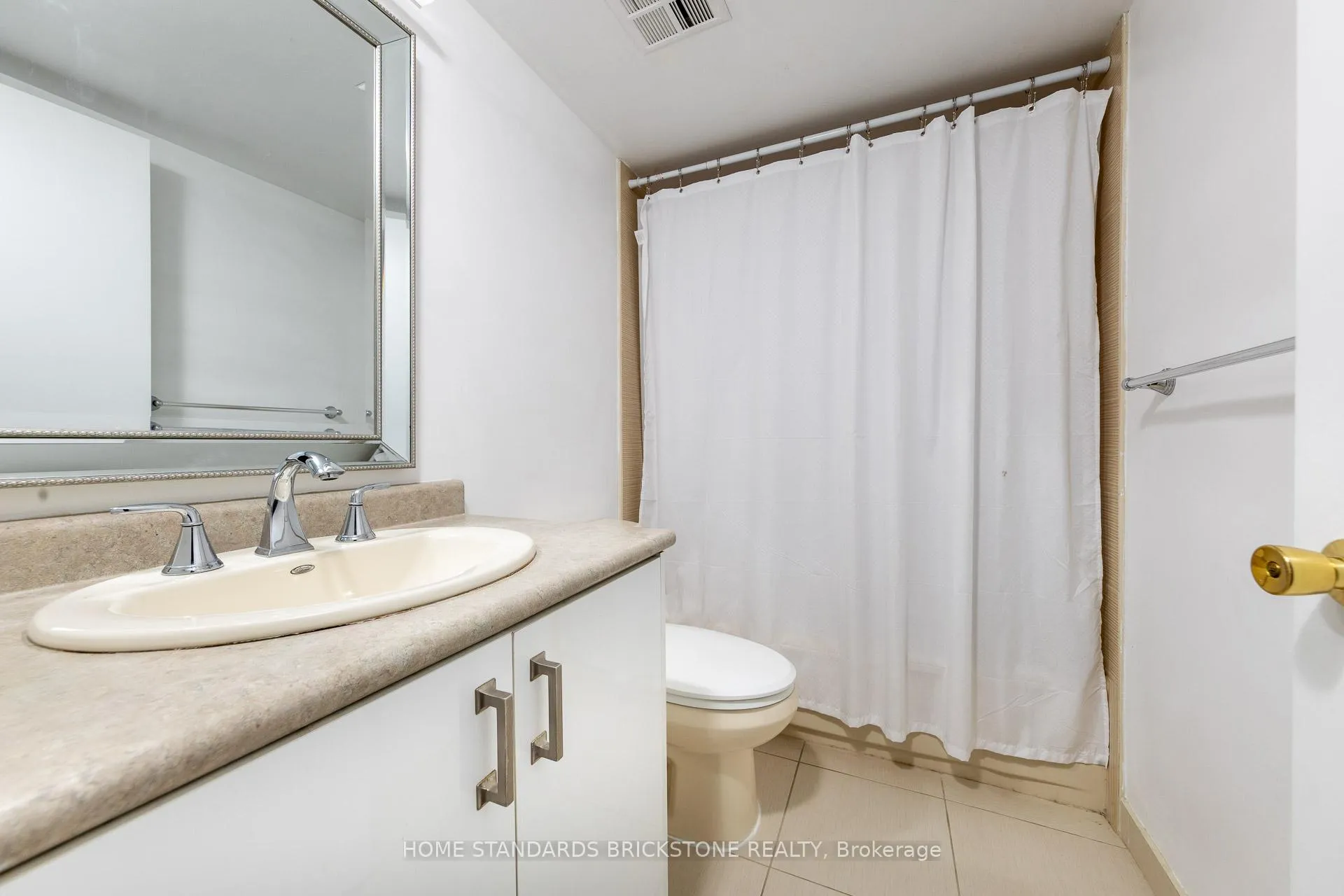 Photo 20 of Unit 205, 7601 Bathurst Street W, Vaughan, Crestwood-Springfarm-Yorkhill — HOMEH