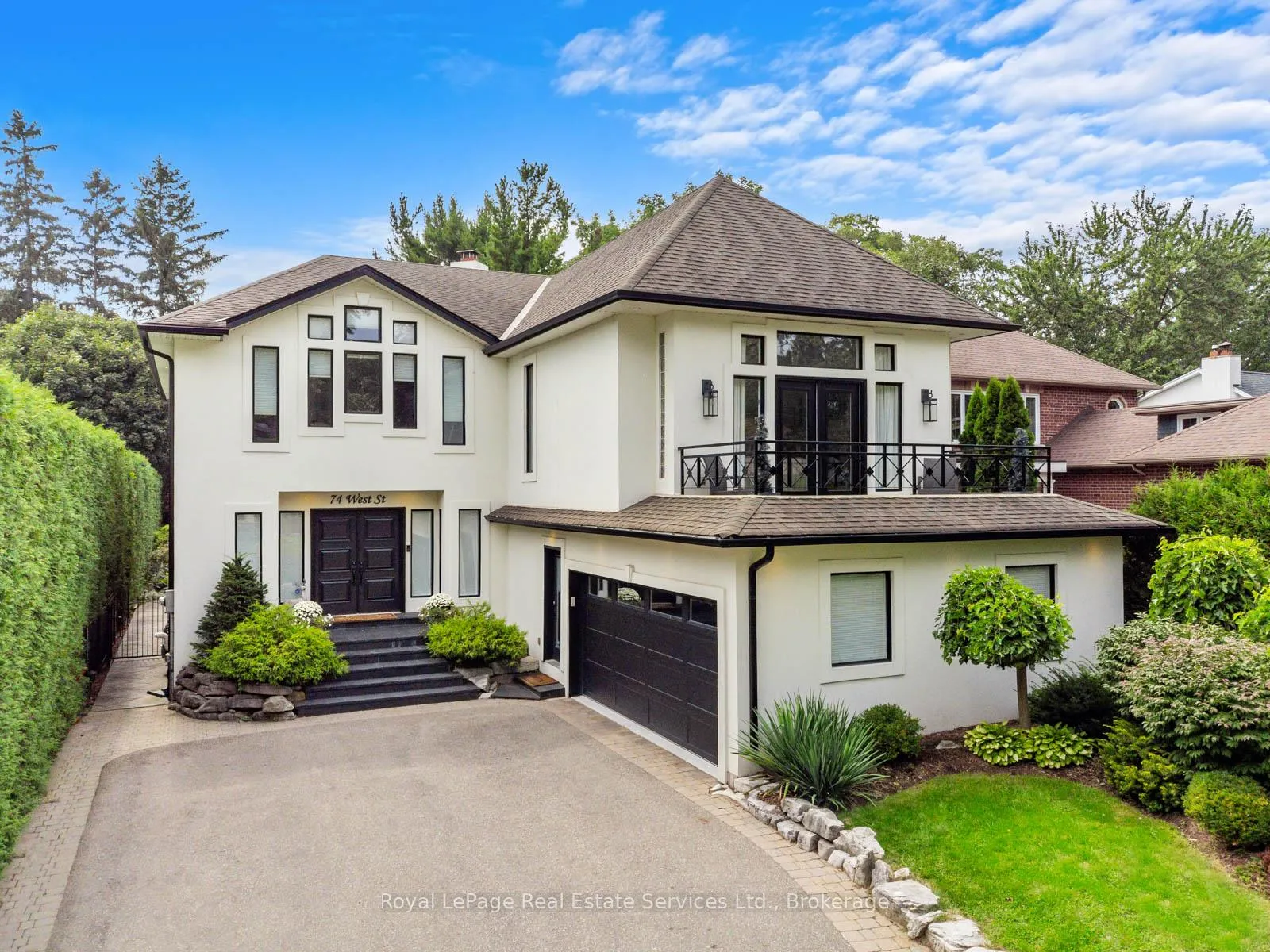 Photo 5 of 74 West Street, Oakville, Bronte — HOMEH