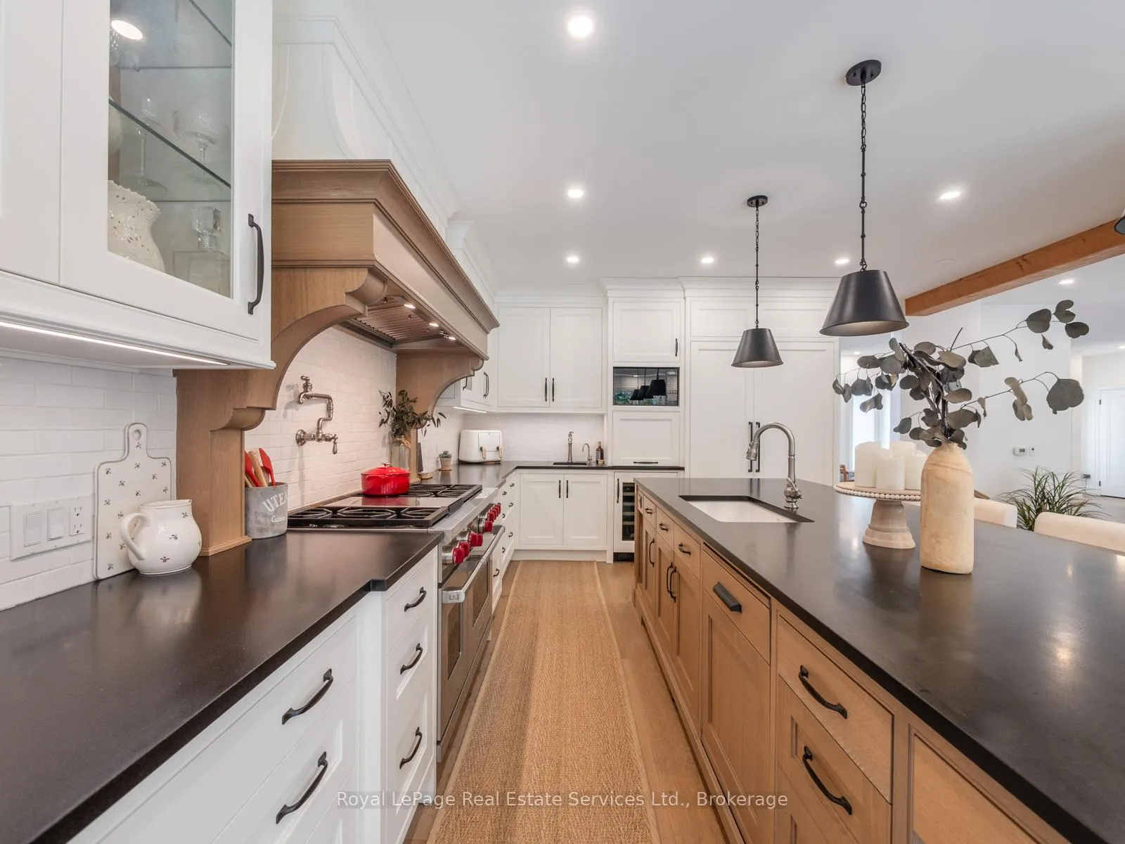 Photo 14 of 74 West Street, Oakville, Bronte — HOMEH