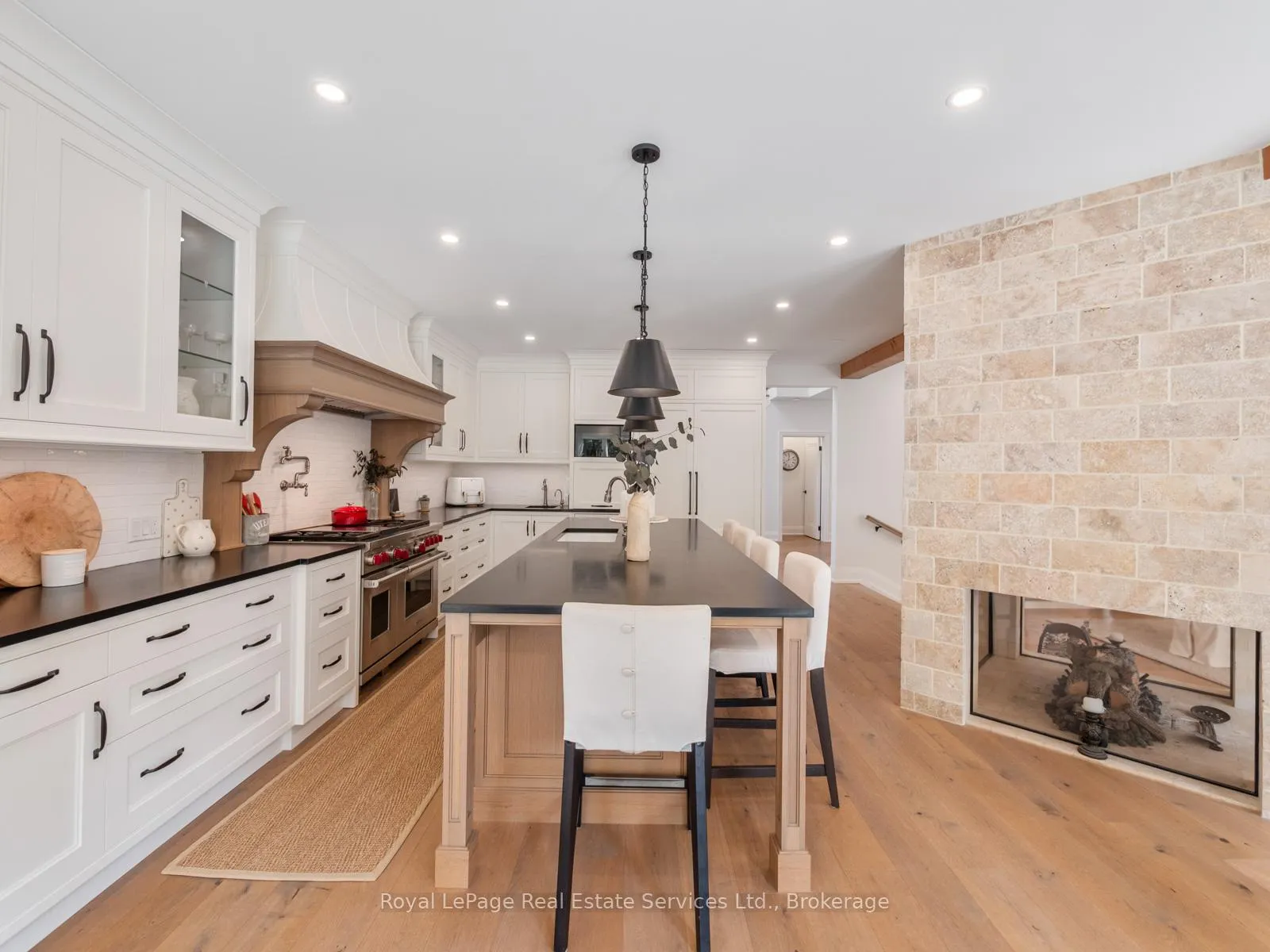 Photo 17 of 74 West Street, Oakville, Bronte — HOMEH