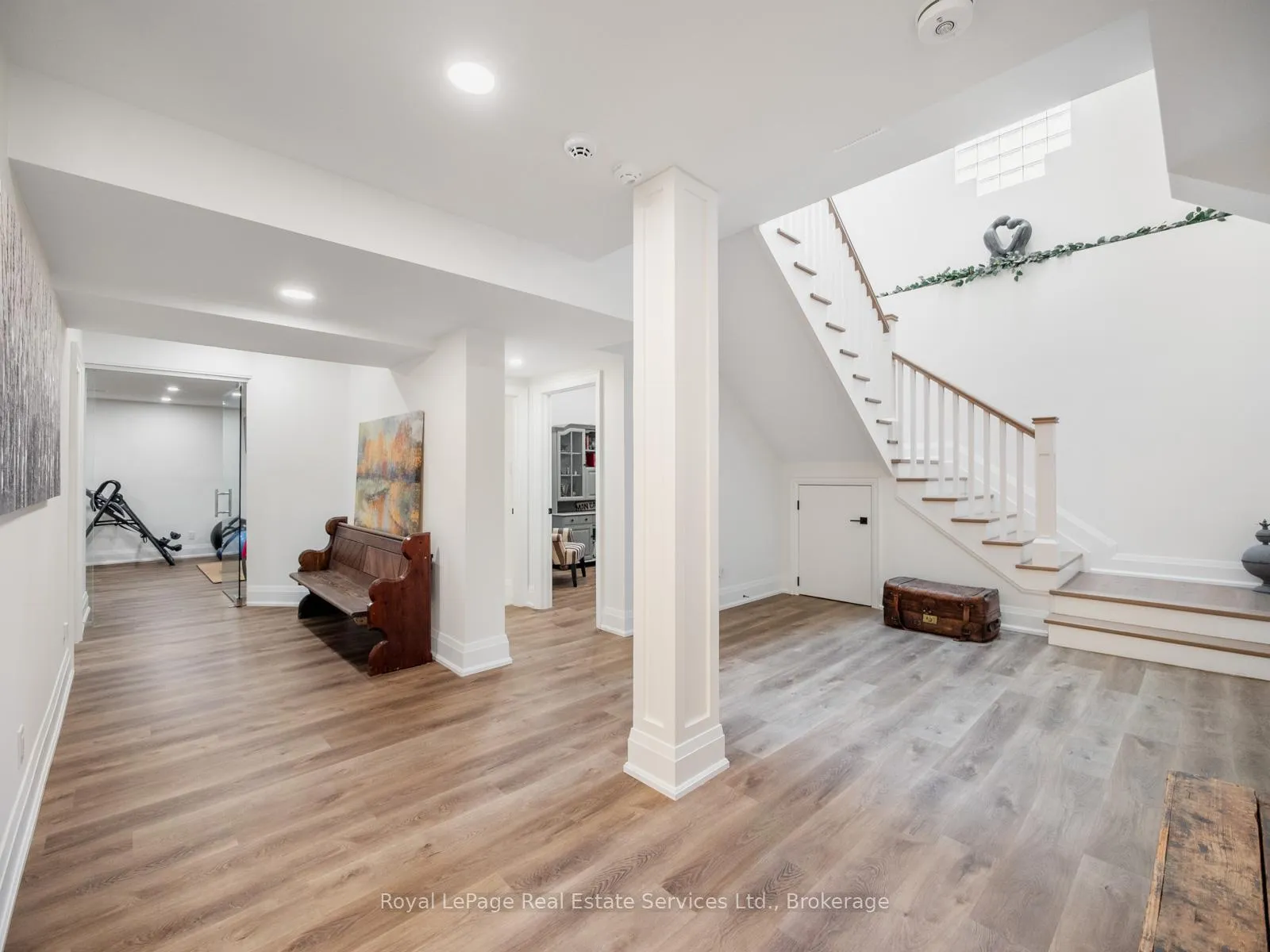 Photo 35 of 74 West Street, Oakville, Bronte — HOMEH