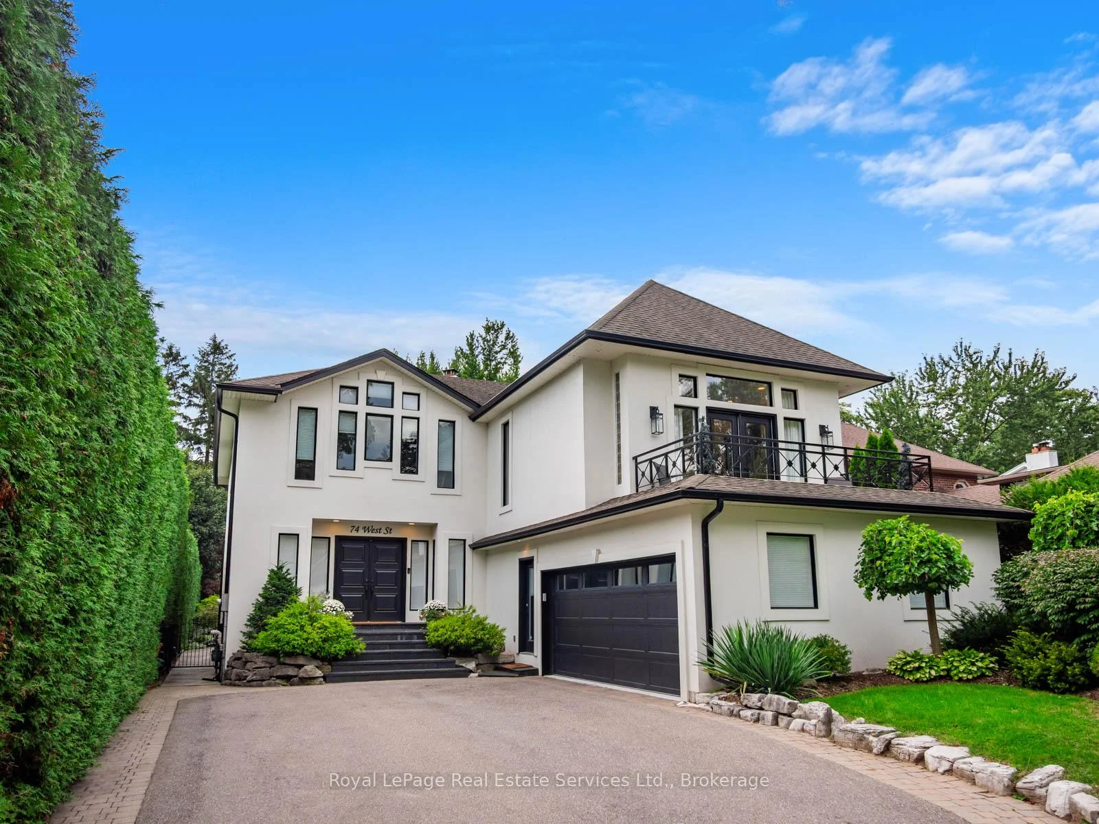 Photo 3 of 74 West Street, Oakville, Bronte — HOMEH