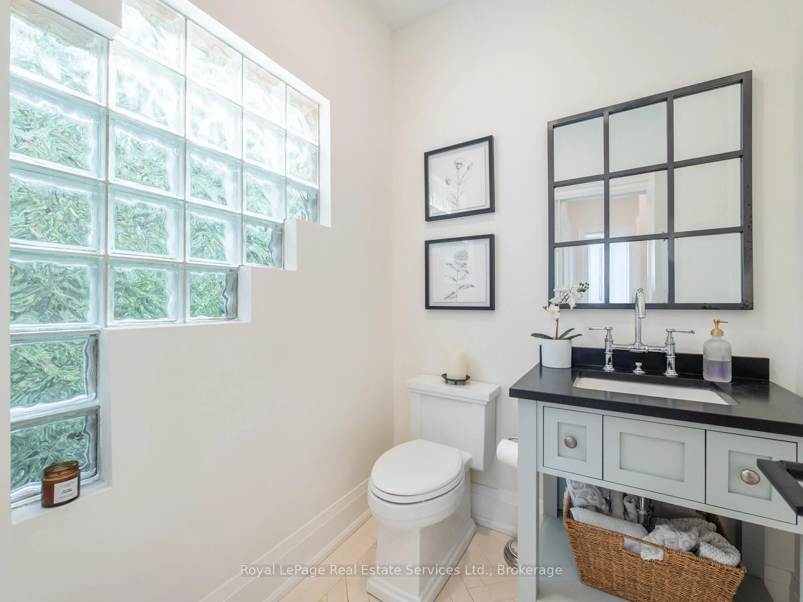 Photo 18 of 74 West Street, Oakville, Bronte — HOMEH