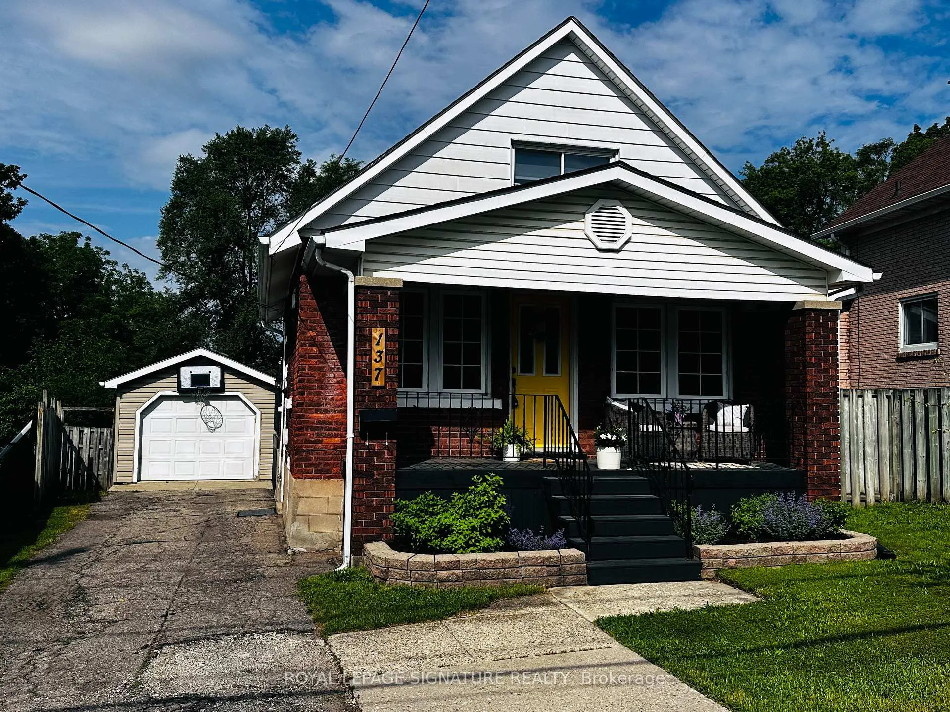 Photo 2 of 137 Lancaster Street W, Kitchener, Northward — HOMEH