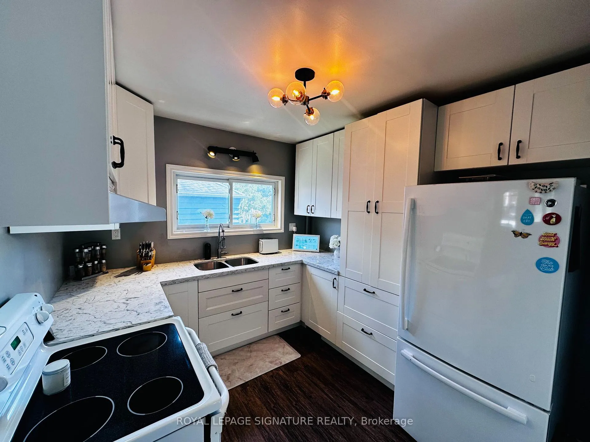 Photo 9 of 137 Lancaster Street W, Kitchener, Northward — HOMEH