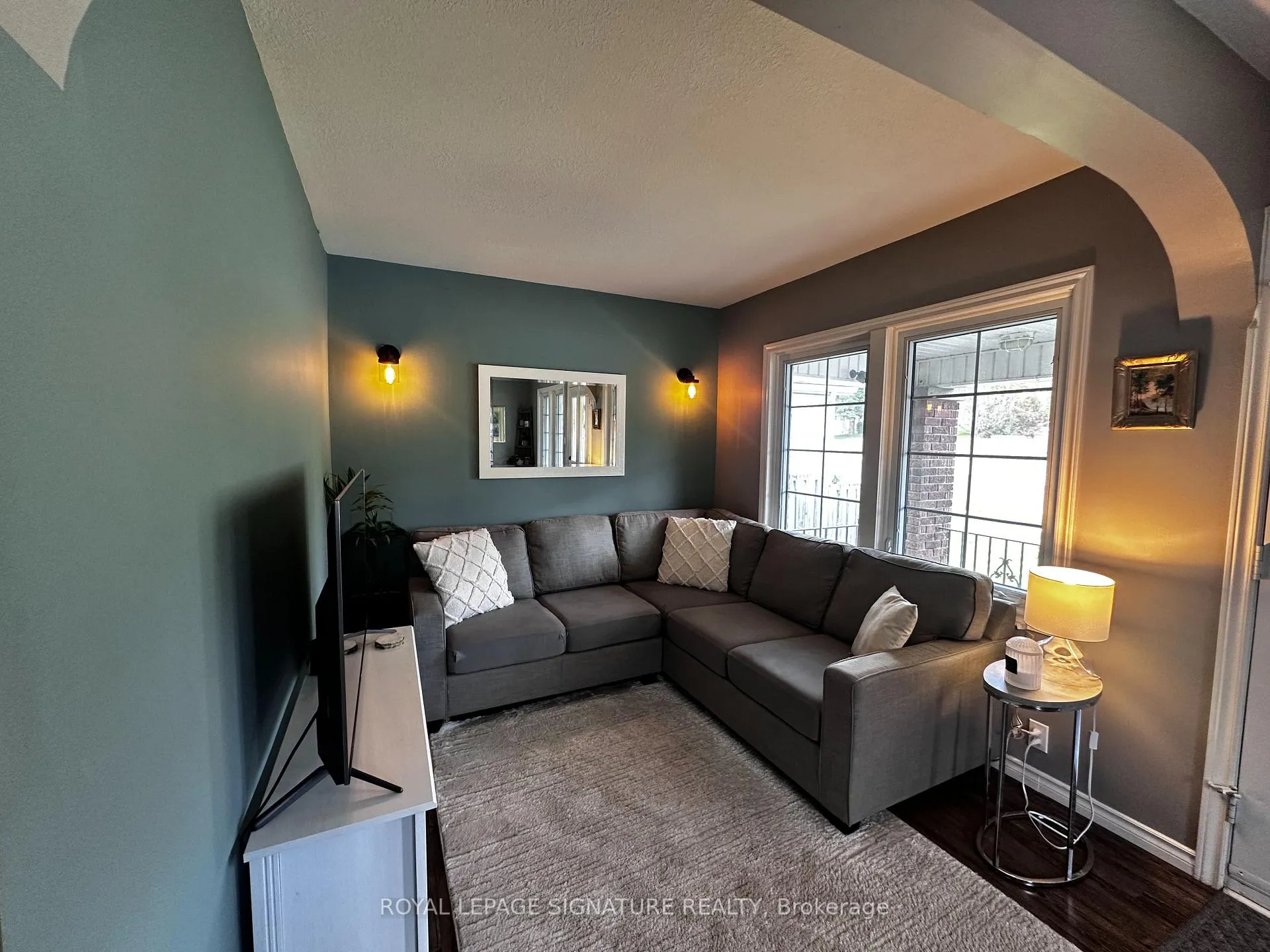 Photo 13 of 137 Lancaster Street W, Kitchener, Northward — HOMEH