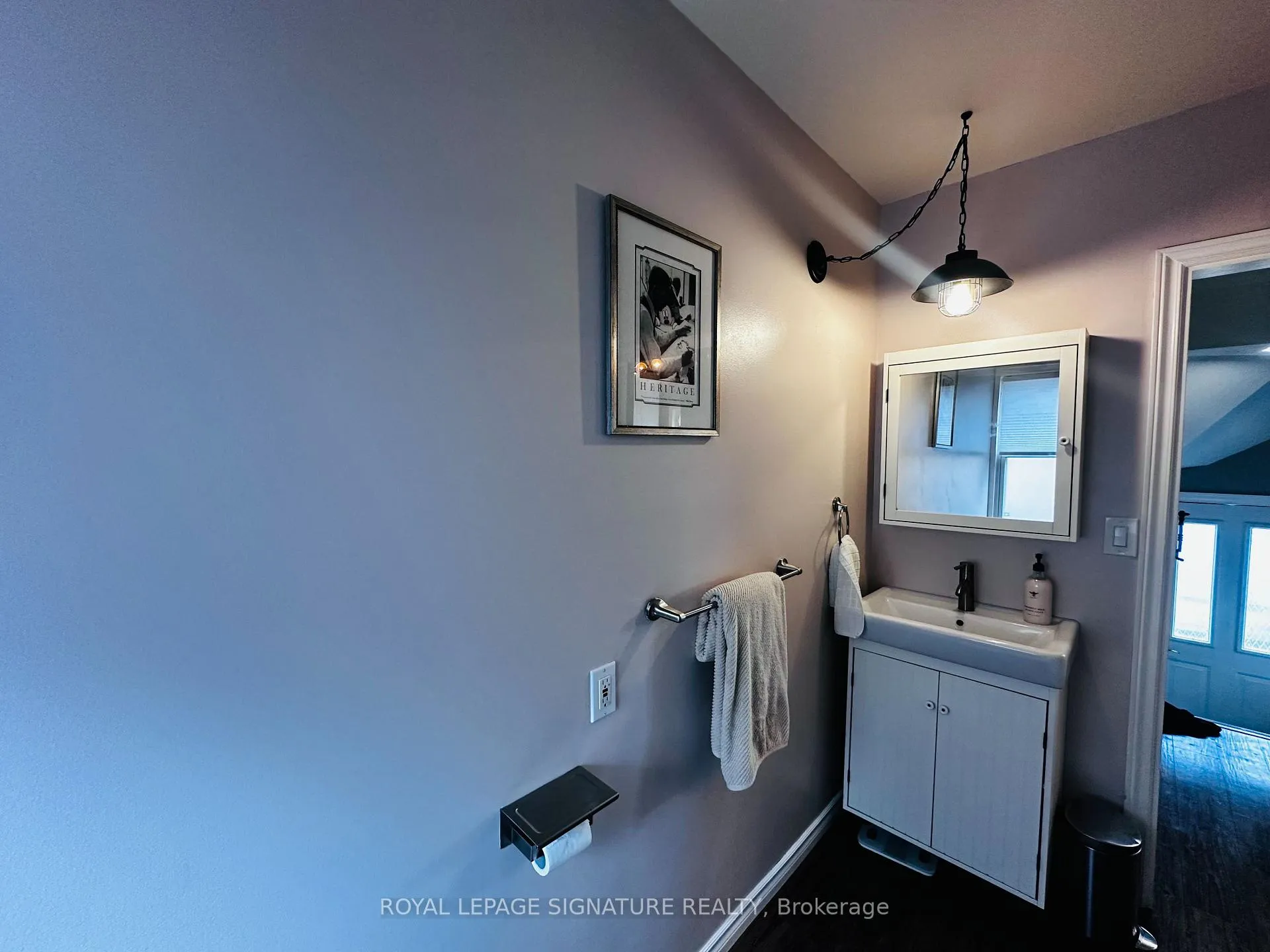 Photo 17 of 137 Lancaster Street W, Kitchener, Northward — HOMEH