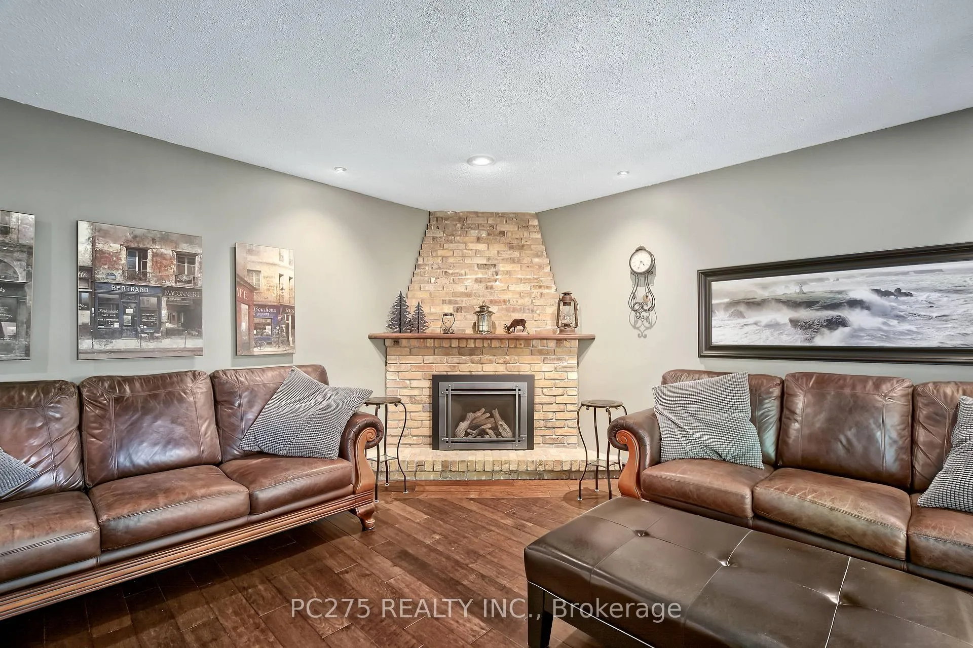 Photo 17 of 27 Portal Crescent, London, North C — HOMEH