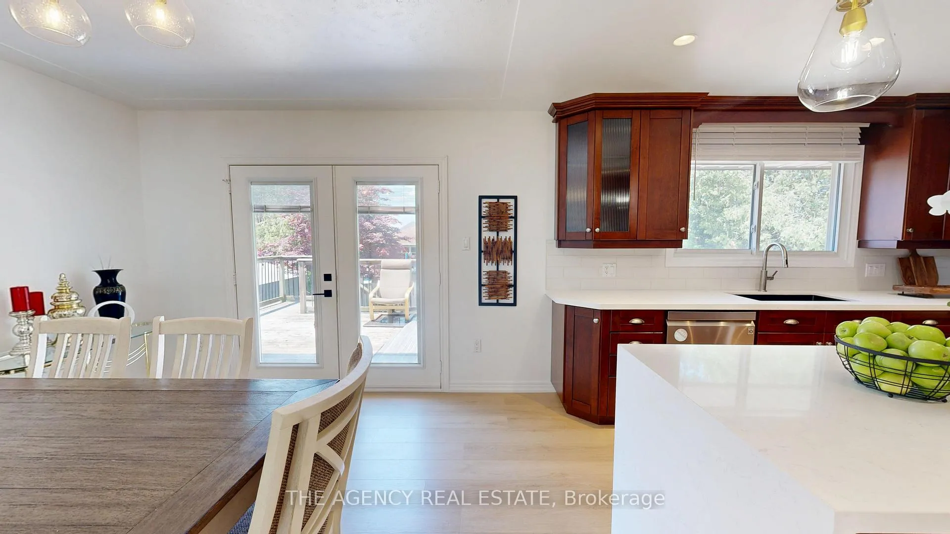 Photo 14 of 166 Fairview Avenue W, St. Thomas — HOMEH