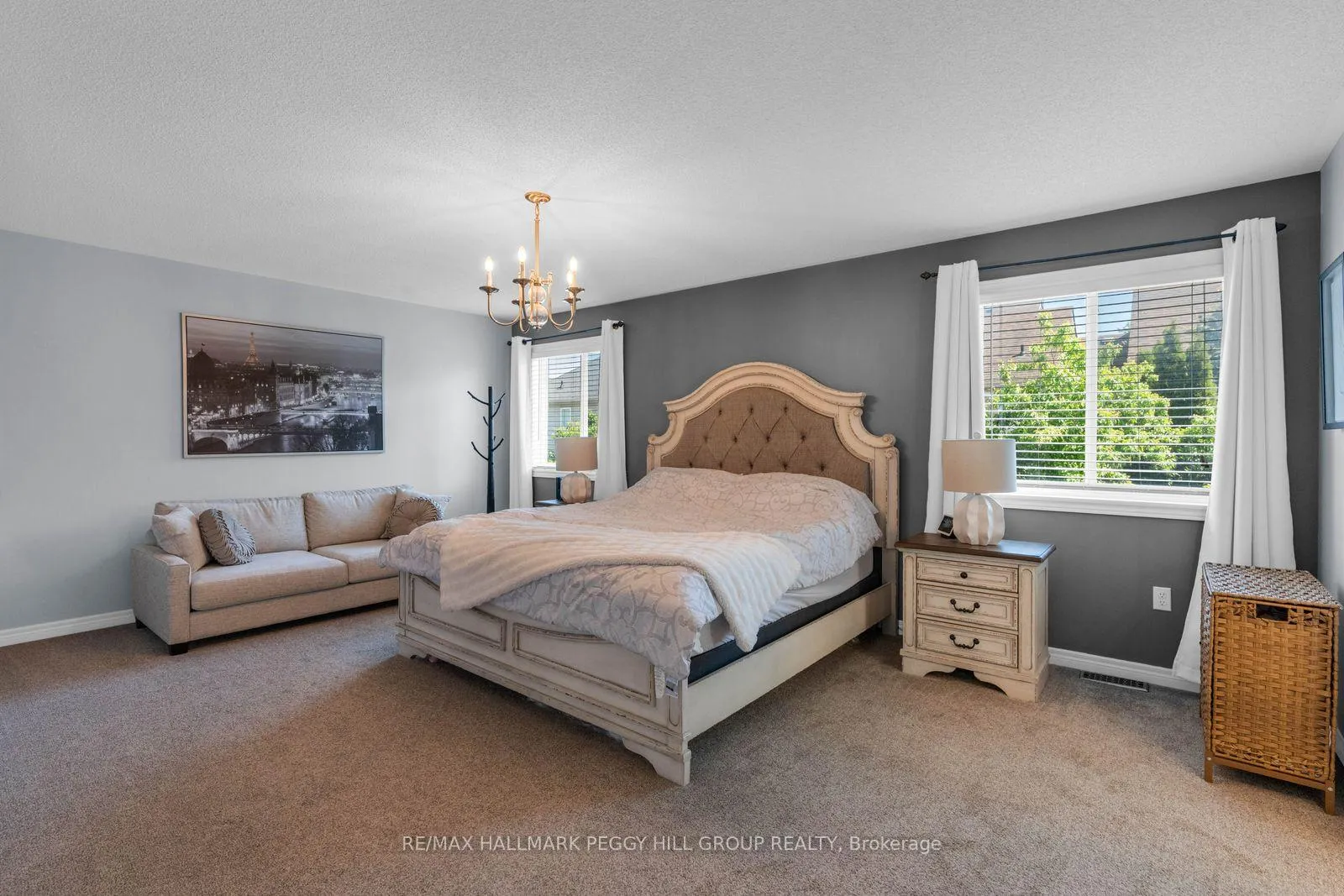 Photo 11 of 15 Brookwood Drive, Barrie, 400 West — HOMEH