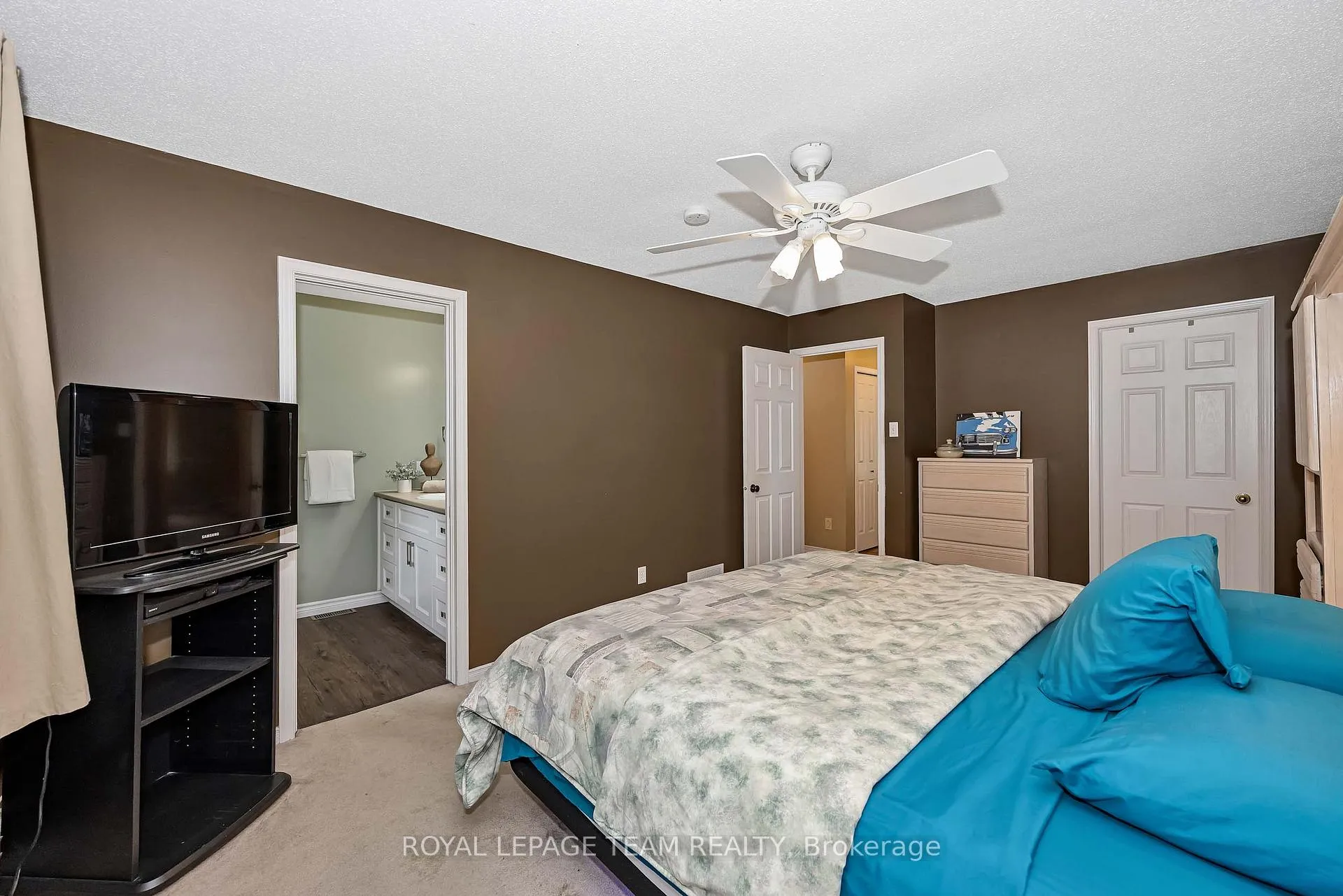 Photo 18 of 6515 Waddion Drive, Ottawa, Greely — HOMEH