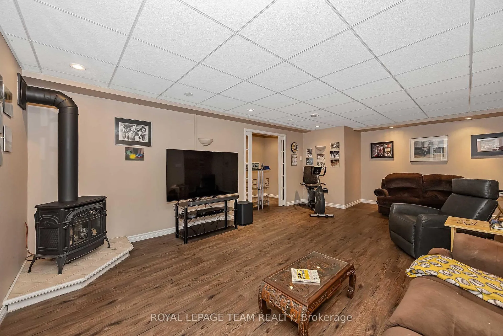 Photo 26 of 6515 Waddion Drive, Ottawa, Greely — HOMEH