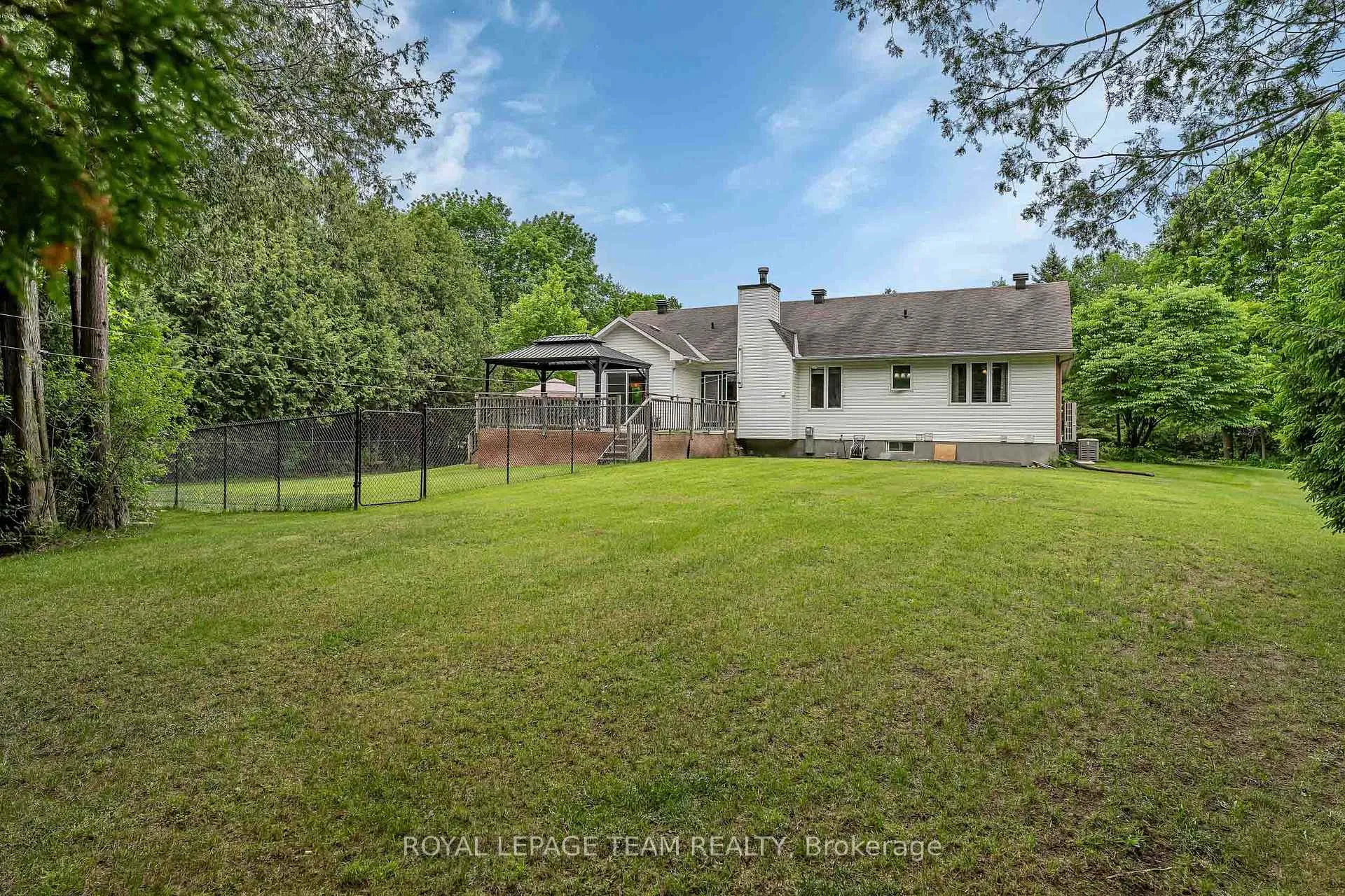 Photo 35 of 6515 Waddion Drive, Ottawa, Greely — HOMEH
