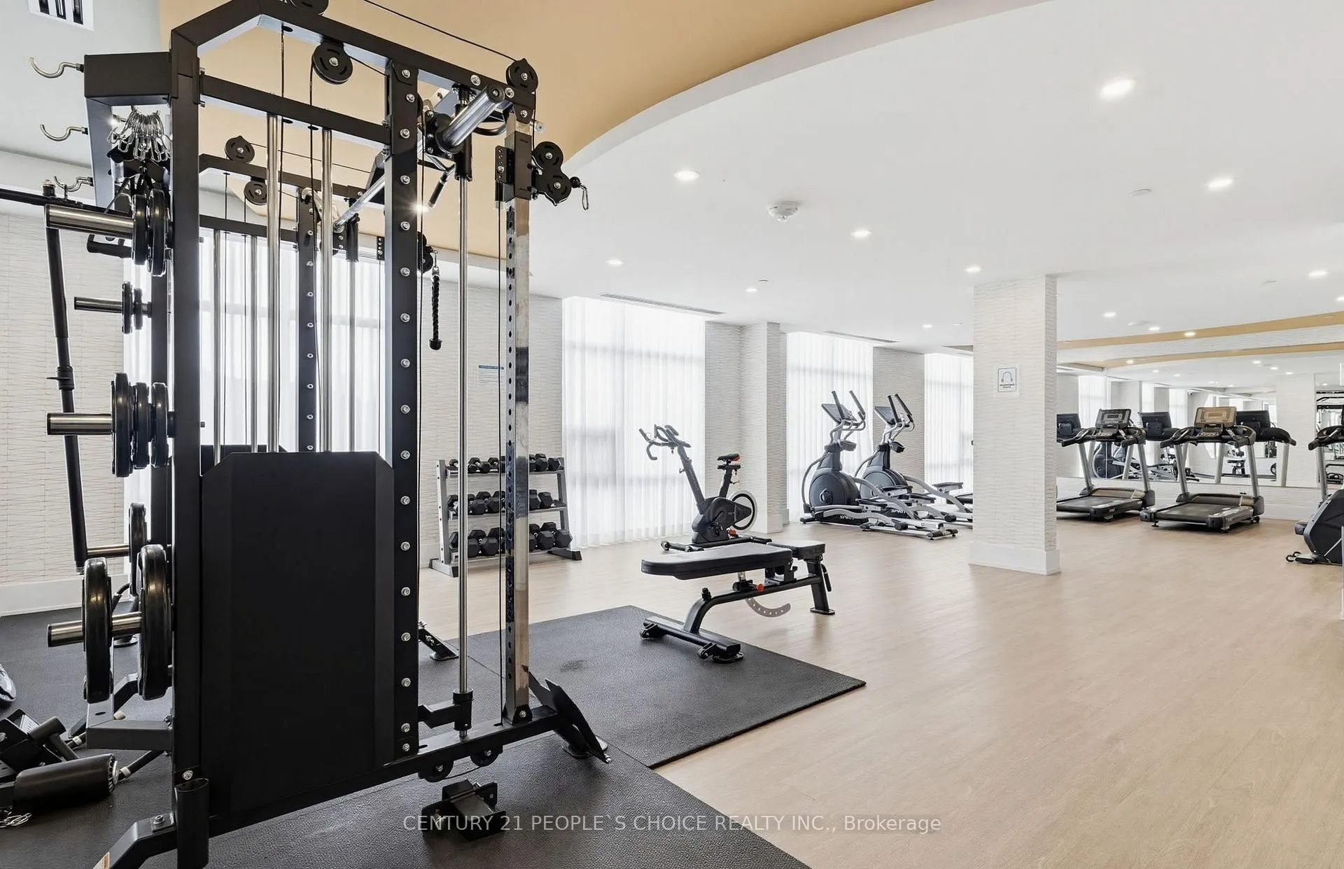 Photo 5 of Unit 532, 10 Mallard Trail, Hamilton, Waterdown — HOMEH