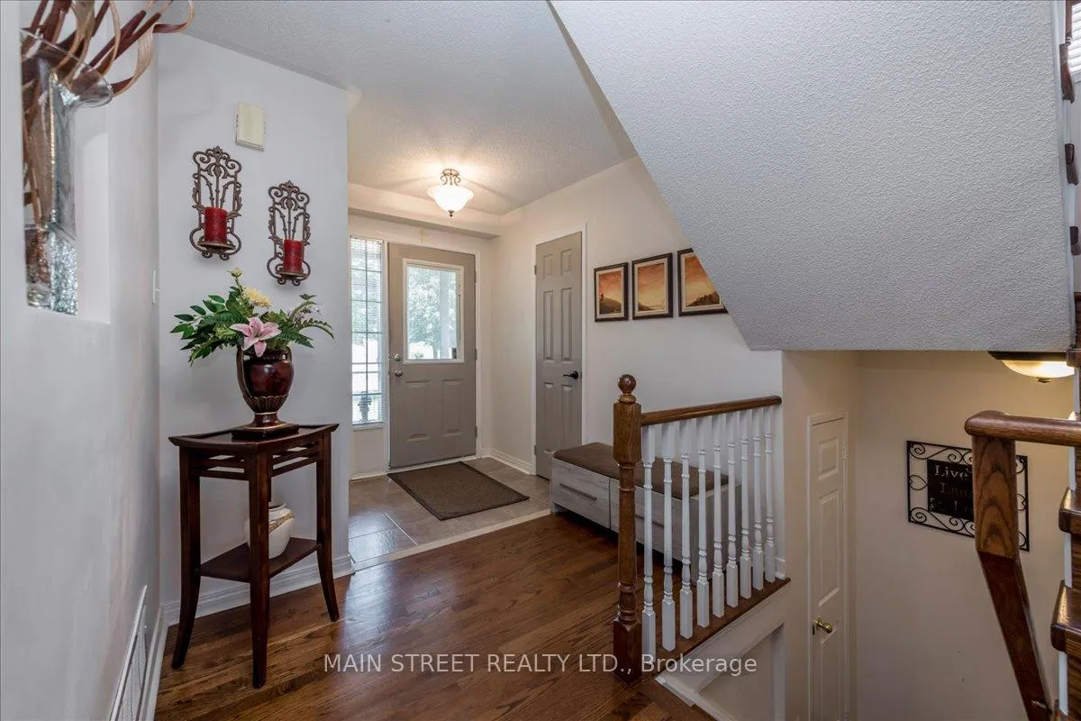 Photo 5 of 128 Tunbridge Road, Barrie, Georgian Drive — HOMEH