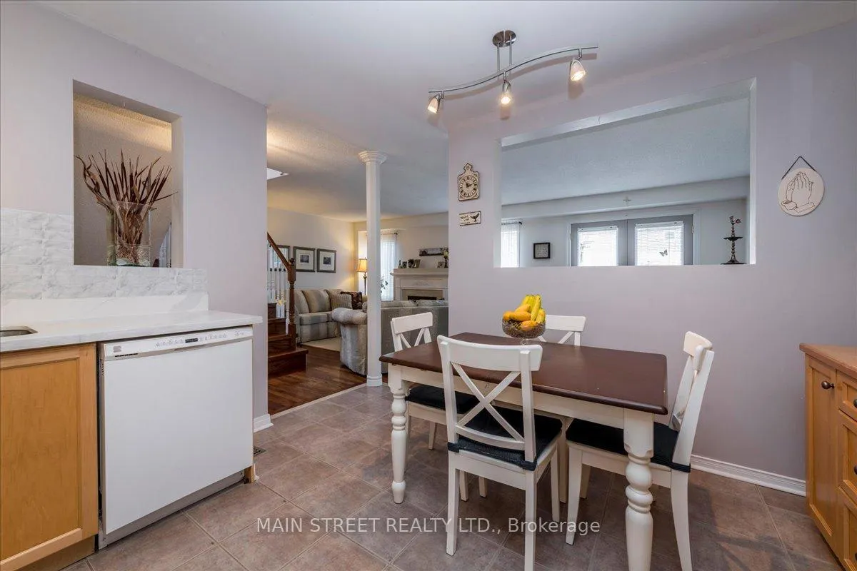 Photo 7 of 128 Tunbridge Road, Barrie, Georgian Drive — HOMEH