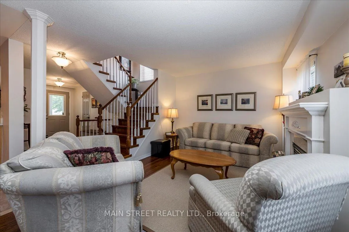 Photo 9 of 128 Tunbridge Road, Barrie, Georgian Drive — HOMEH