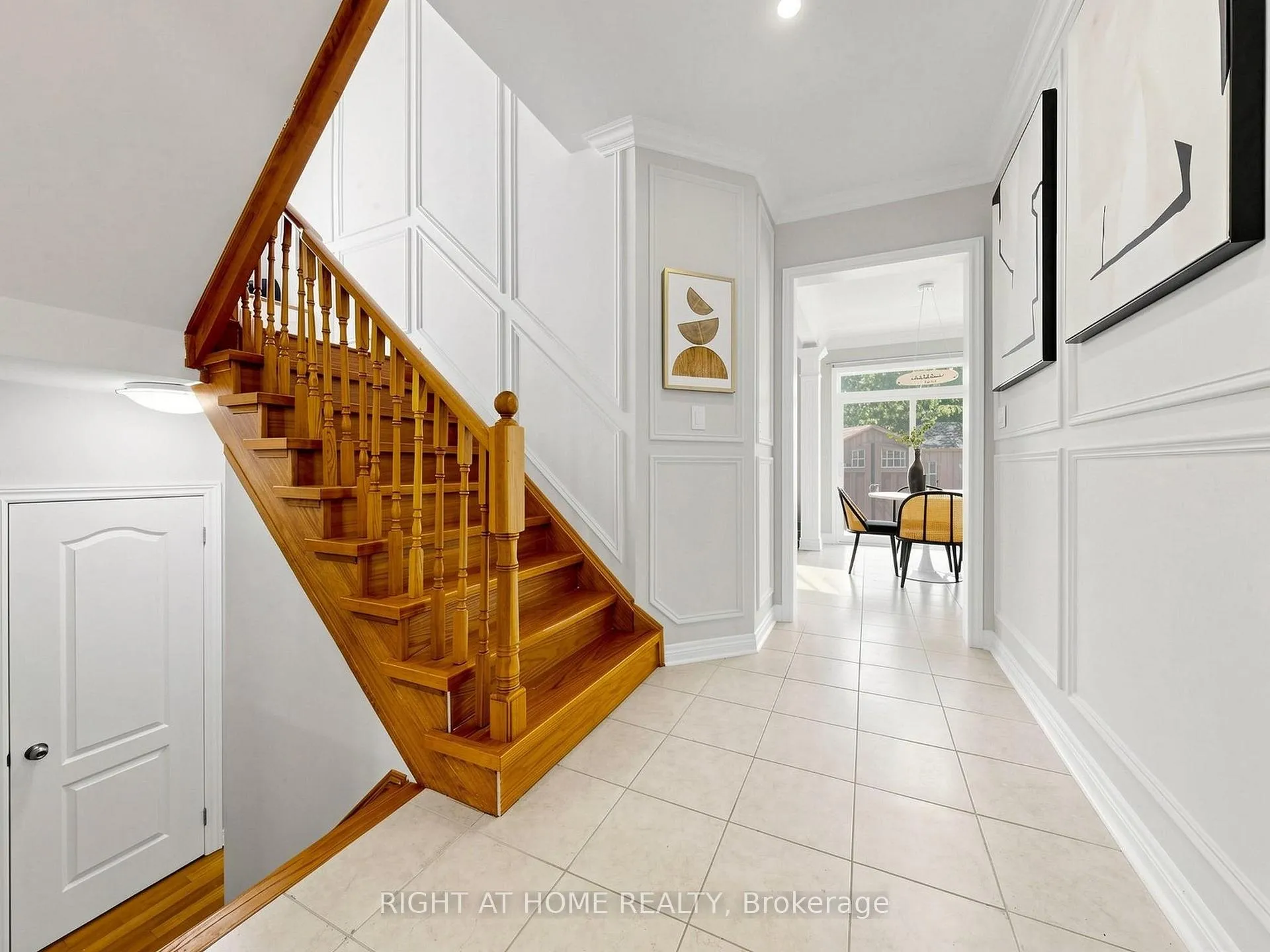 Photo 7 of 142 Alfred Smith Way, Newmarket, Woodland Hill — HOMEH