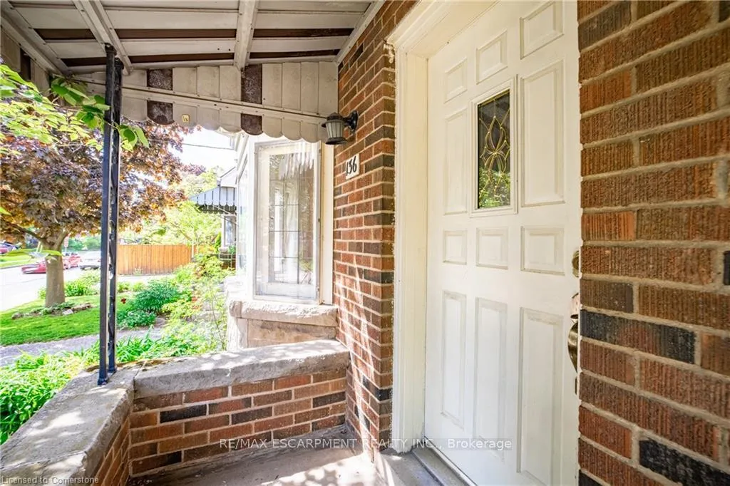Photo 2 of 136 Glen Road, Hamilton, Westdale — HOMEH